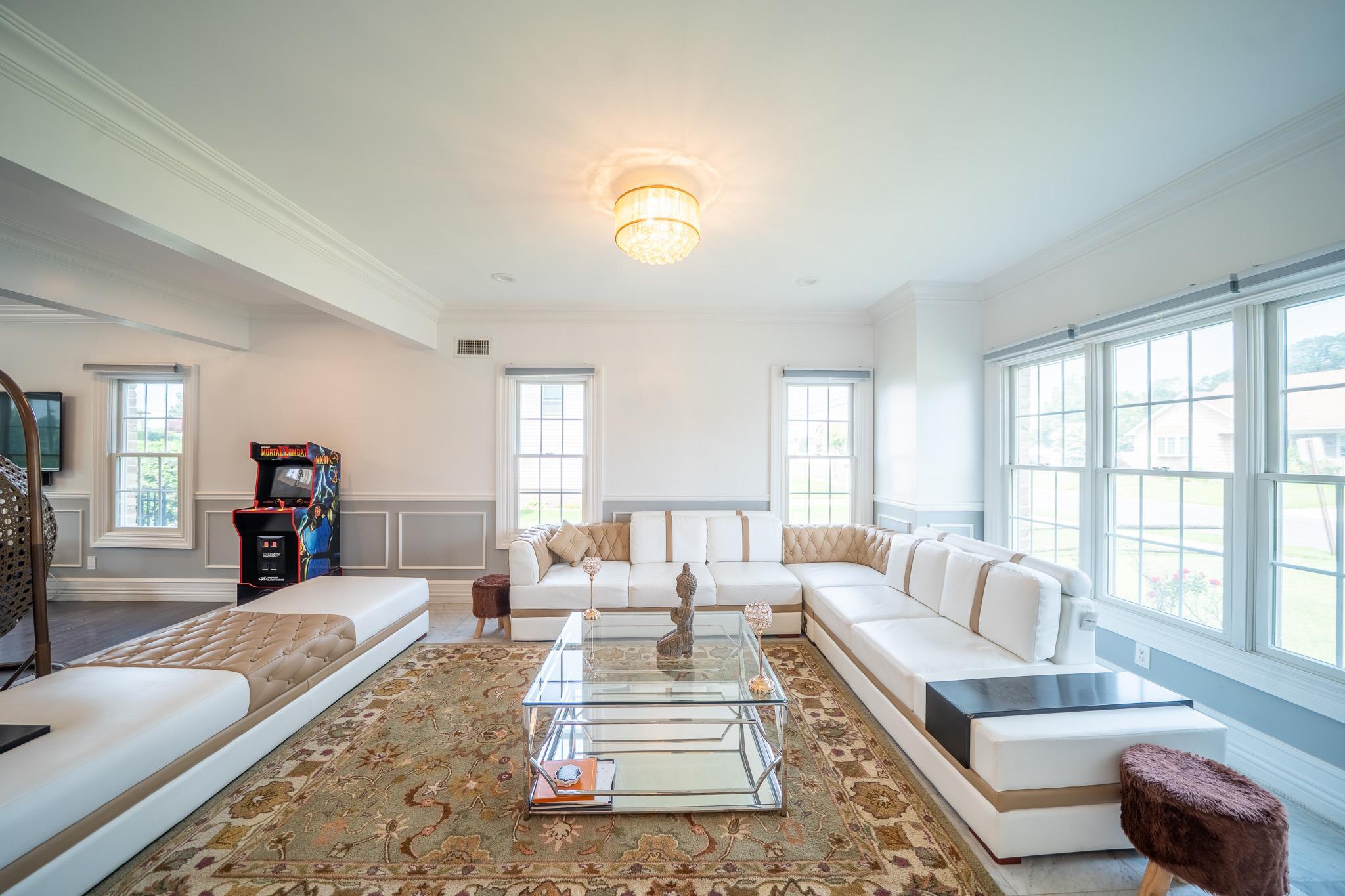 Single Family Burke  Nassau County, NY 11753, MLS-878785-9
