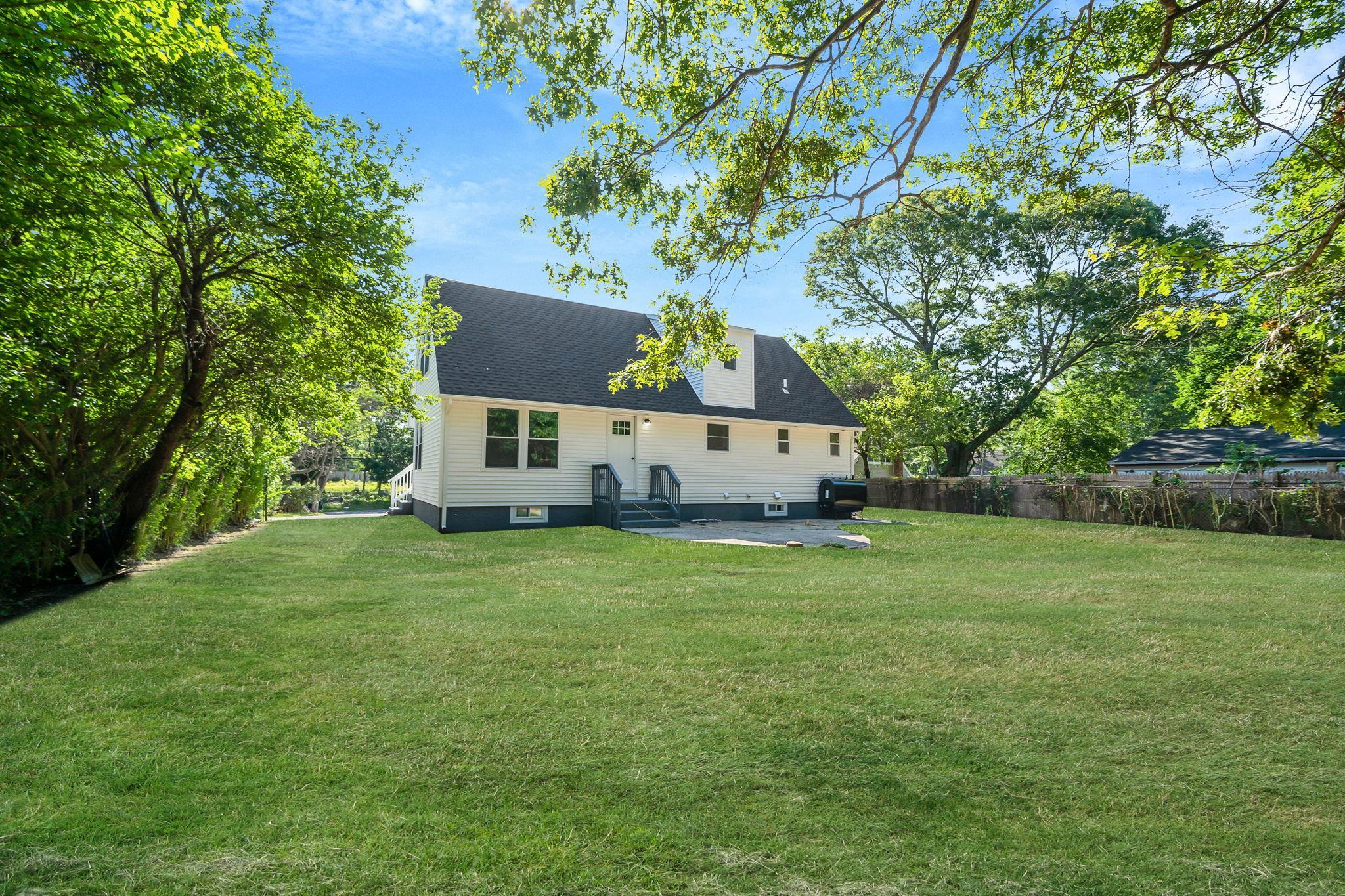 Single Family Yaphank  Suffolk County, NY 11727, MLS-878794-7