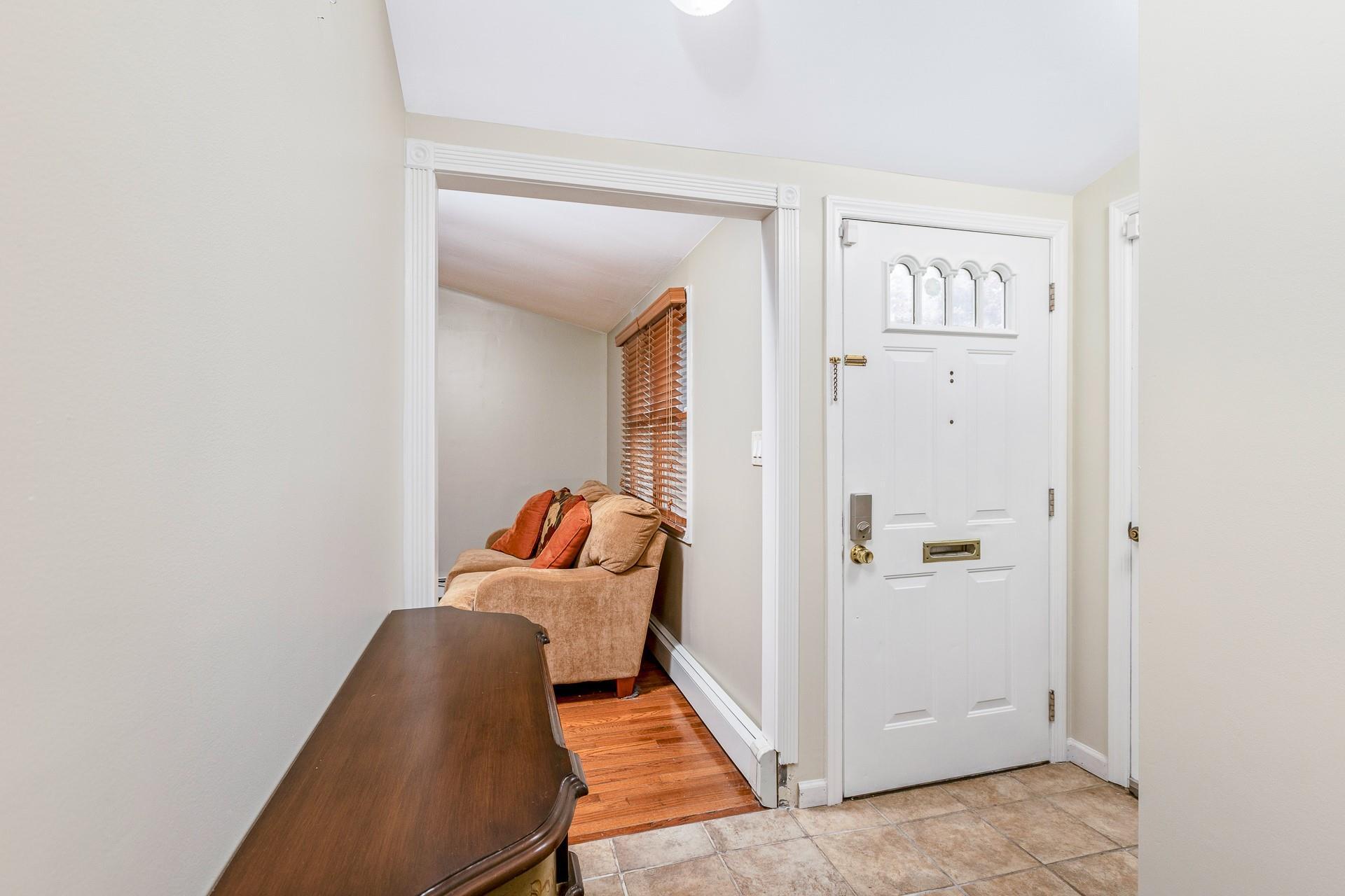 Single Family Riverside  Suffolk County, NY 11951, MLS-878834-4