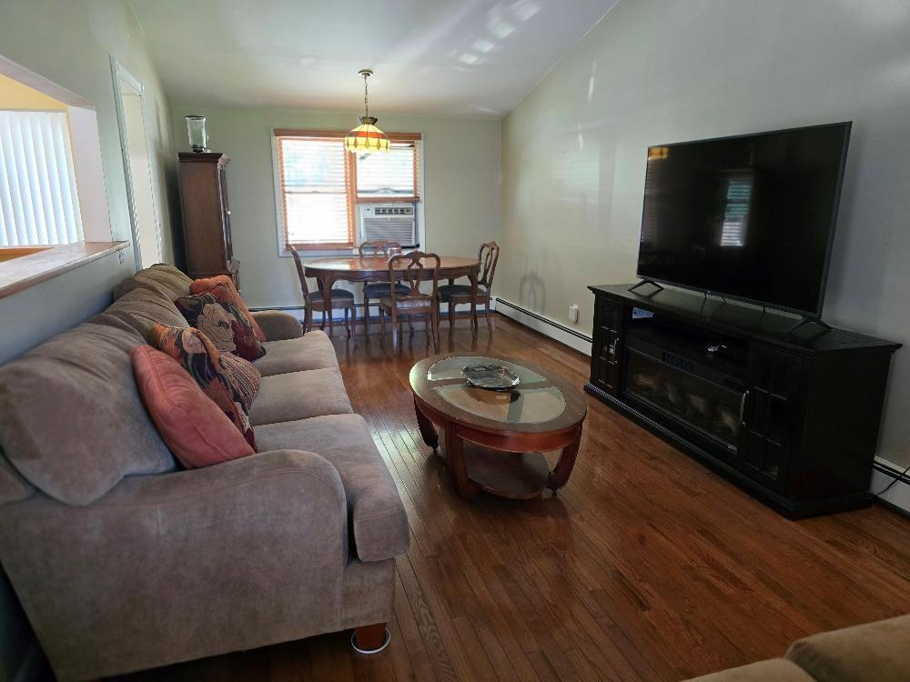 Single Family Riverside  Suffolk County, NY 11951, MLS-878834-5