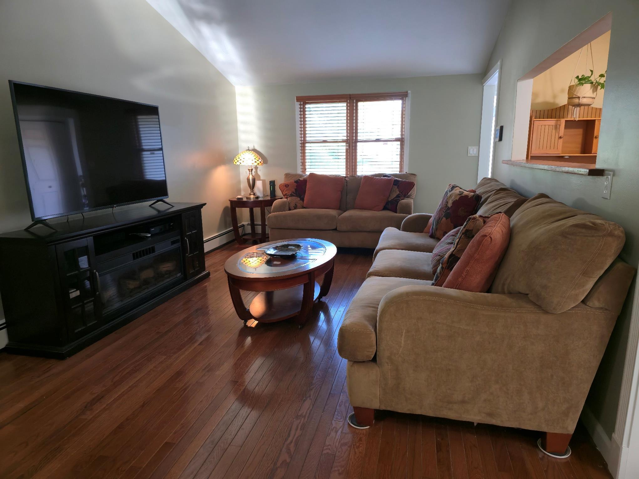 Single Family Riverside  Suffolk County, NY 11951, MLS-878834-6