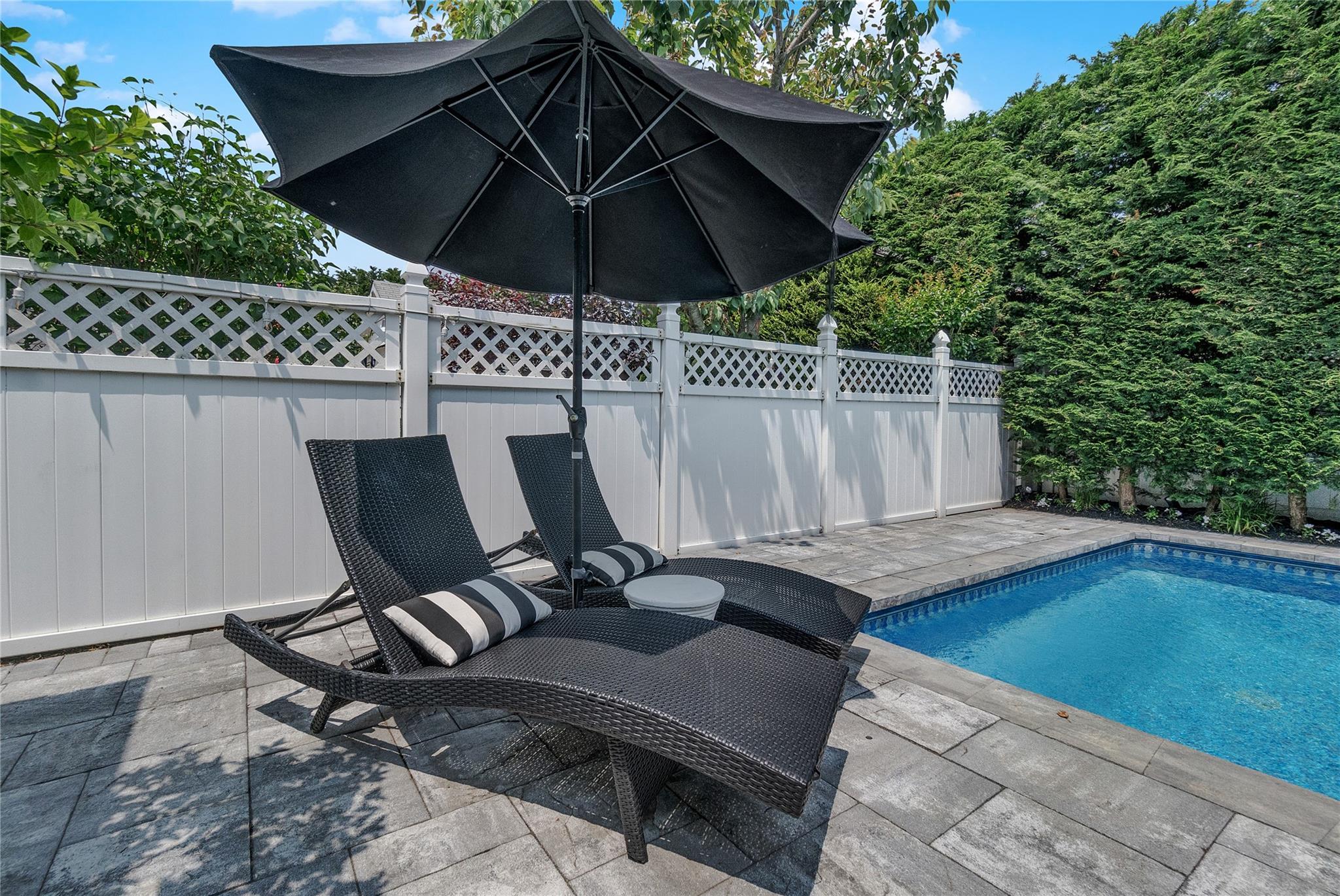 Single Family Beach 146th  Queens, NY 11694, MLS-878835-21