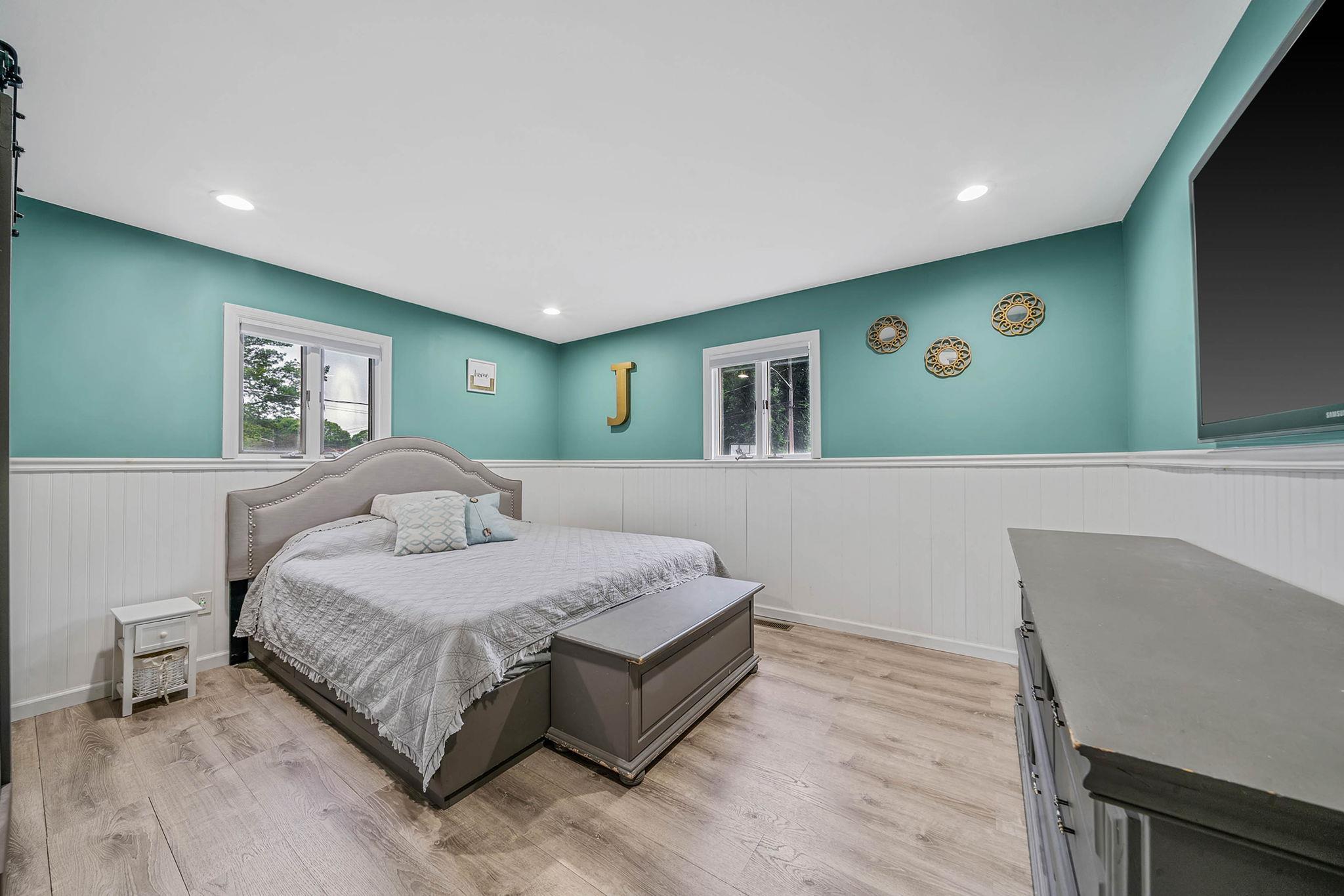 Single Family Breston  Suffolk County, NY 11967, MLS-878838-11