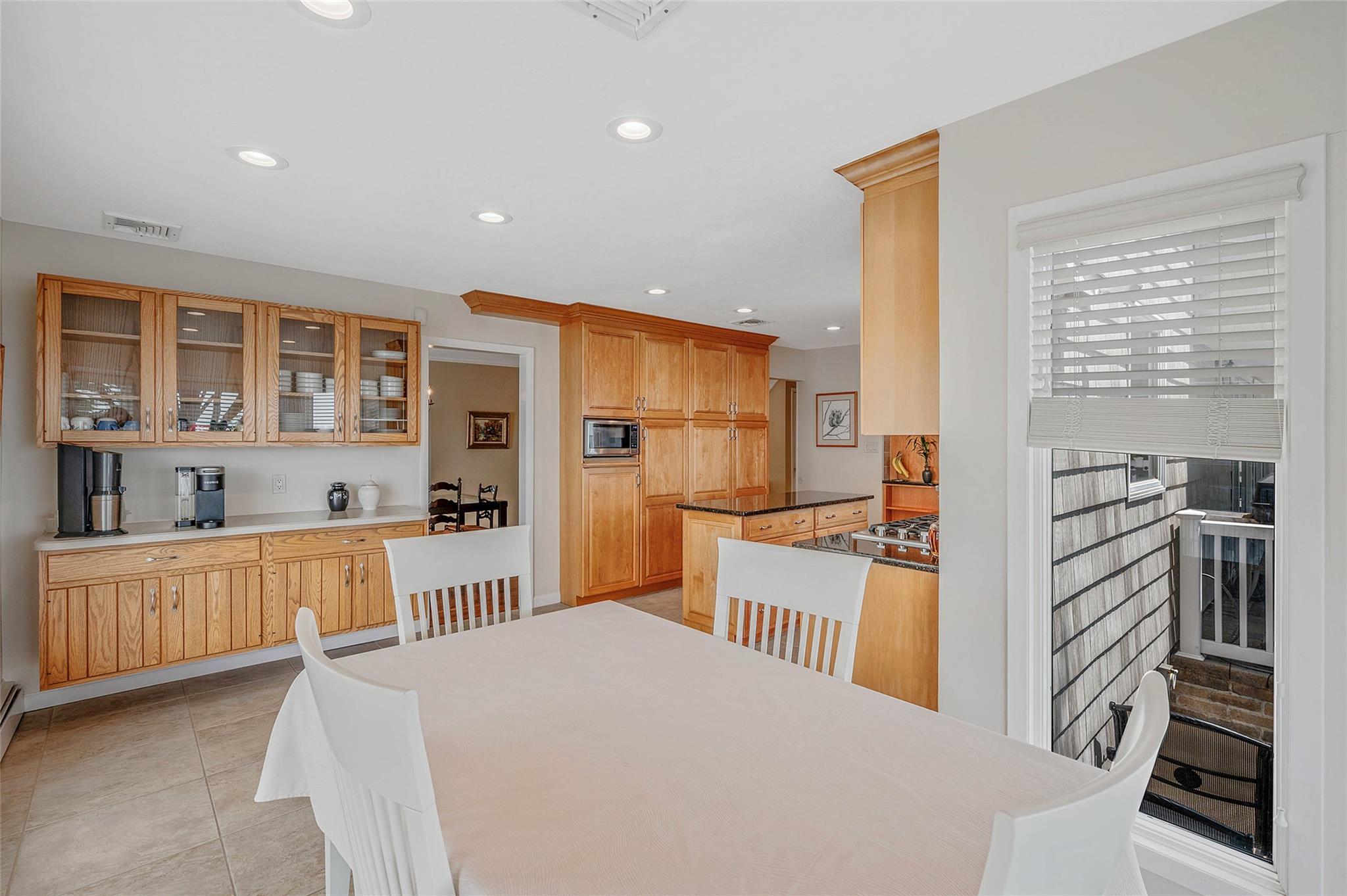 Single Family Bayview  Nassau County, NY 11758, MLS-878848-24