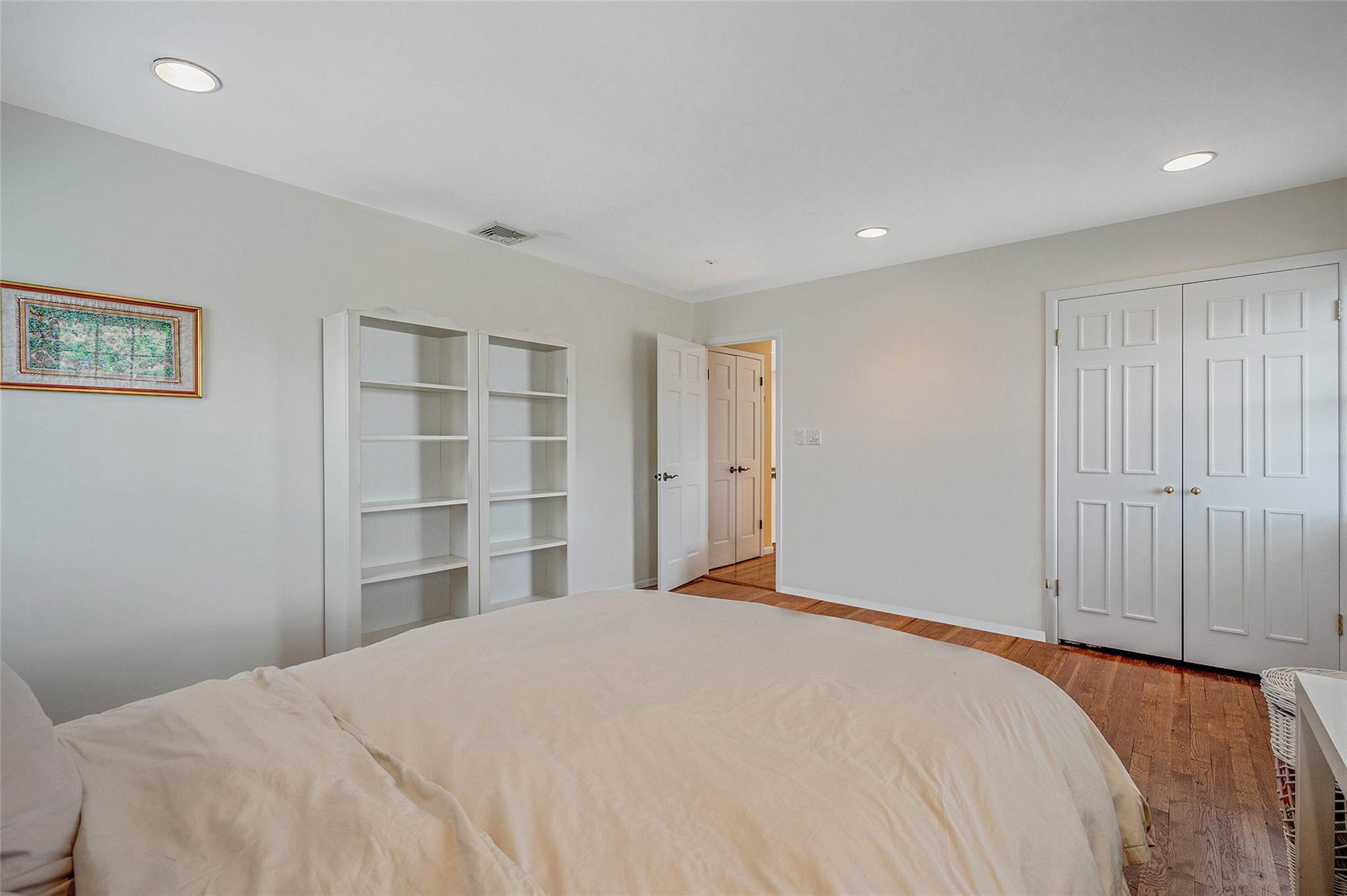 Single Family Bayview  Nassau County, NY 11758, MLS-878848-42