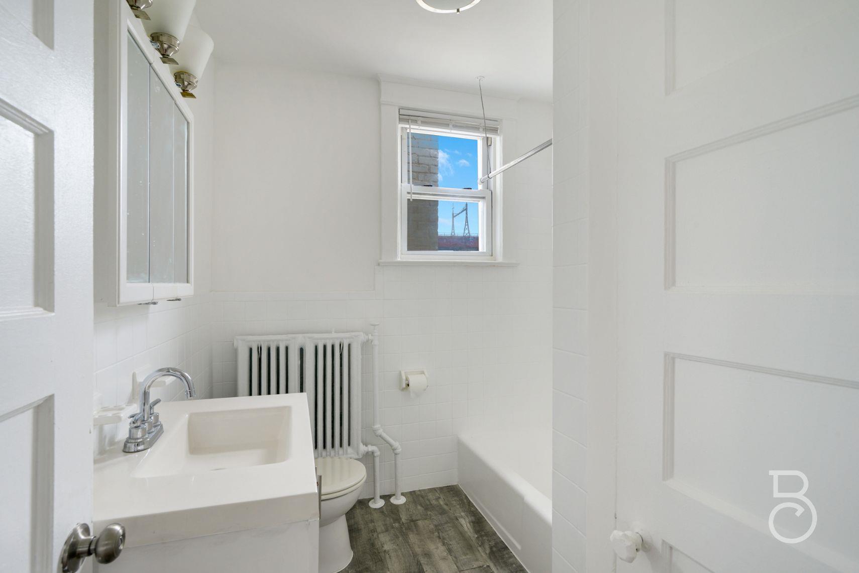 Single Family Ditmars  Queens, NY 11105, MLS-878855-7