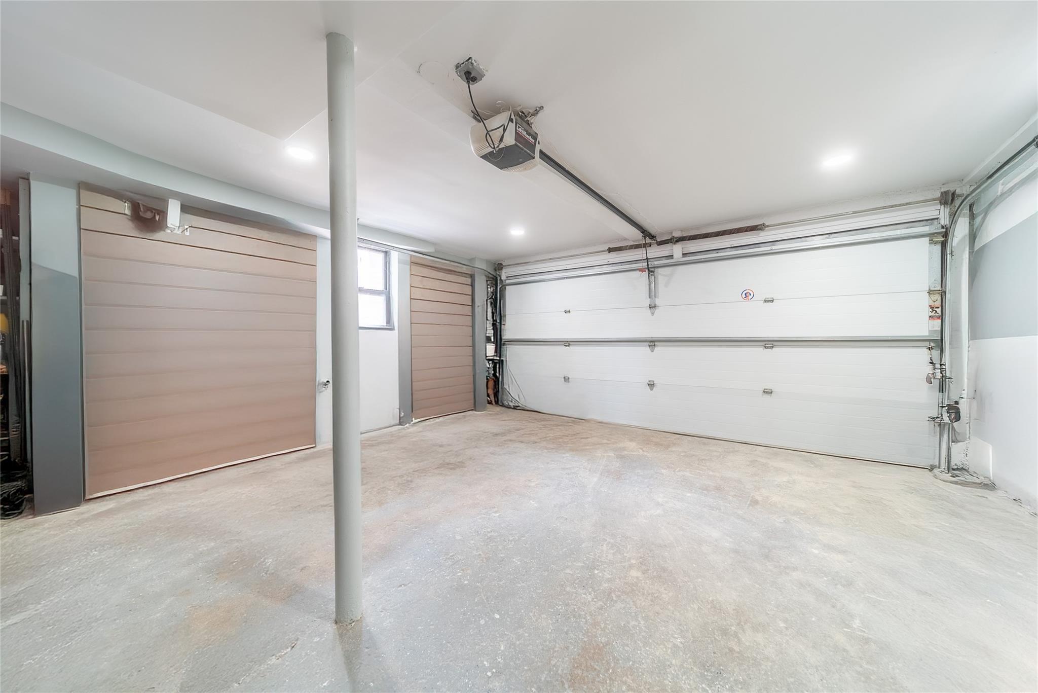 Single Family Wyngate  Nassau County, NY 11021, MLS-878867-25