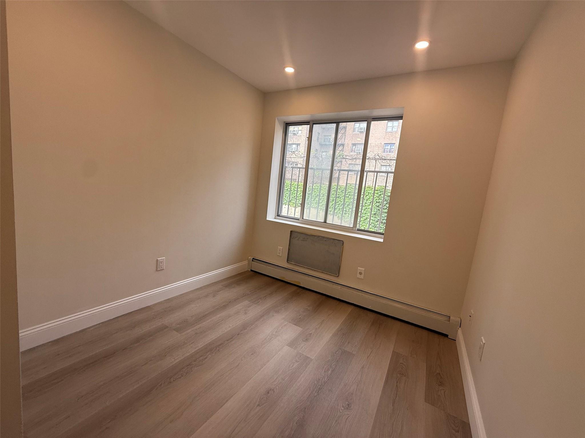 Single Family 137th  Queens, NY 11354, MLS-878884-3