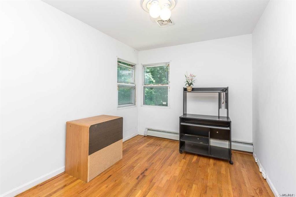 Single Family Birmington  Queens, NY 11364, MLS-878886-11