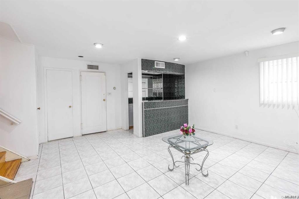 Single Family Birmington  Queens, NY 11364, MLS-878886-14