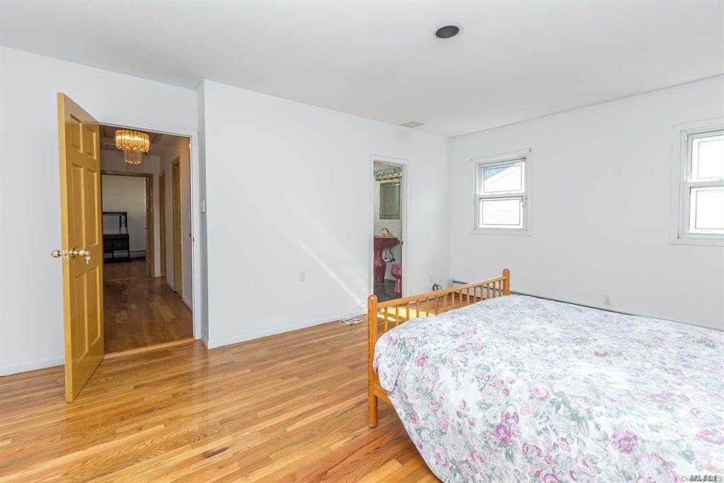 Single Family Birmington  Queens, NY 11364, MLS-878886-9