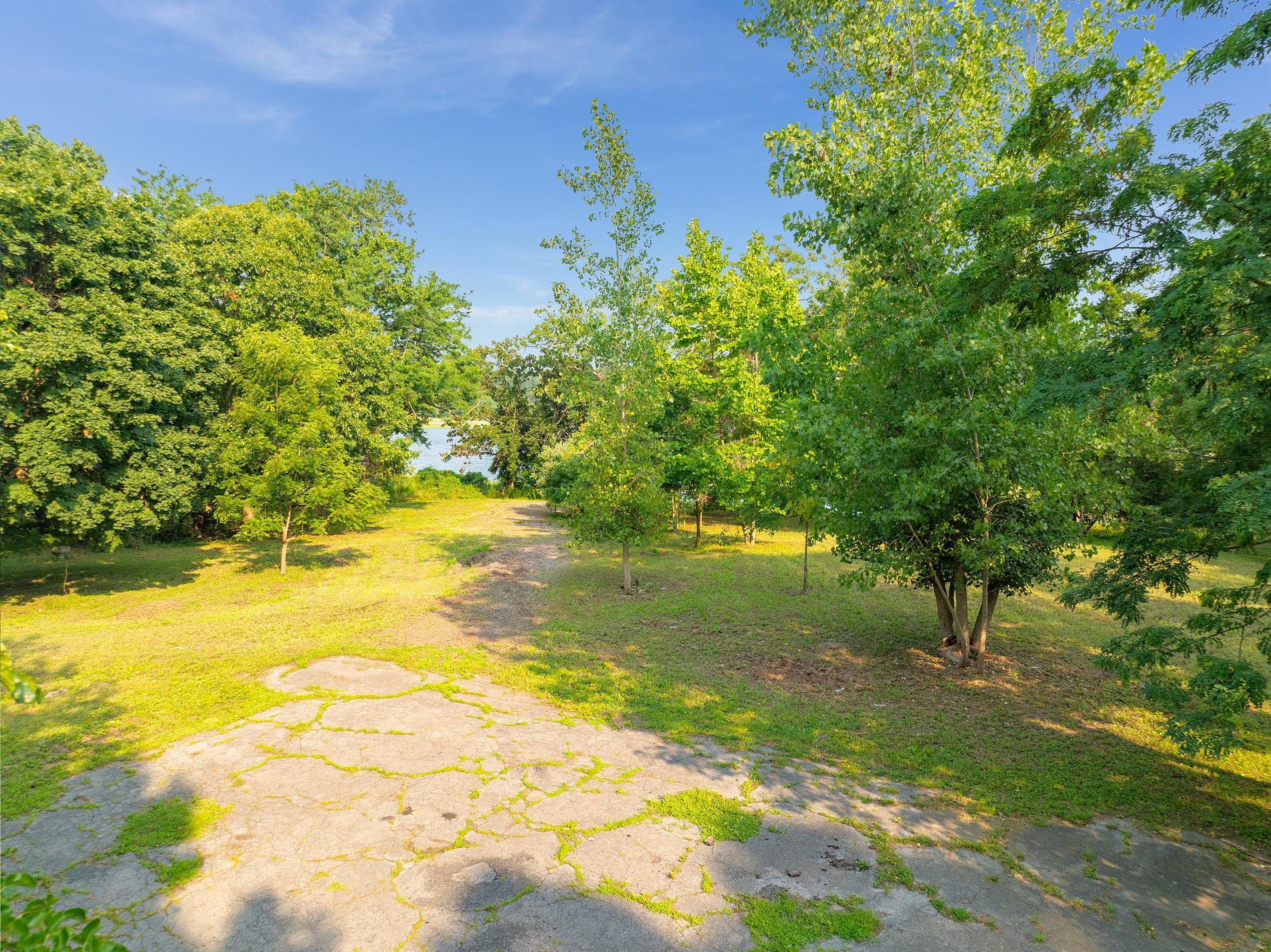Single Family Factory Pond  Nassau County, NY 11560, MLS-878890-7