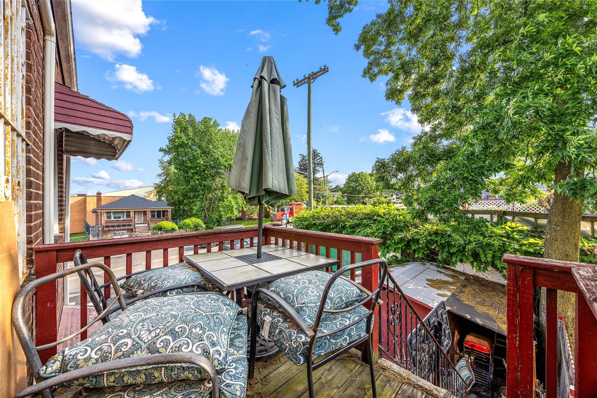 Single Family Gunther  Bronx, NY 10469, MLS-878899-12