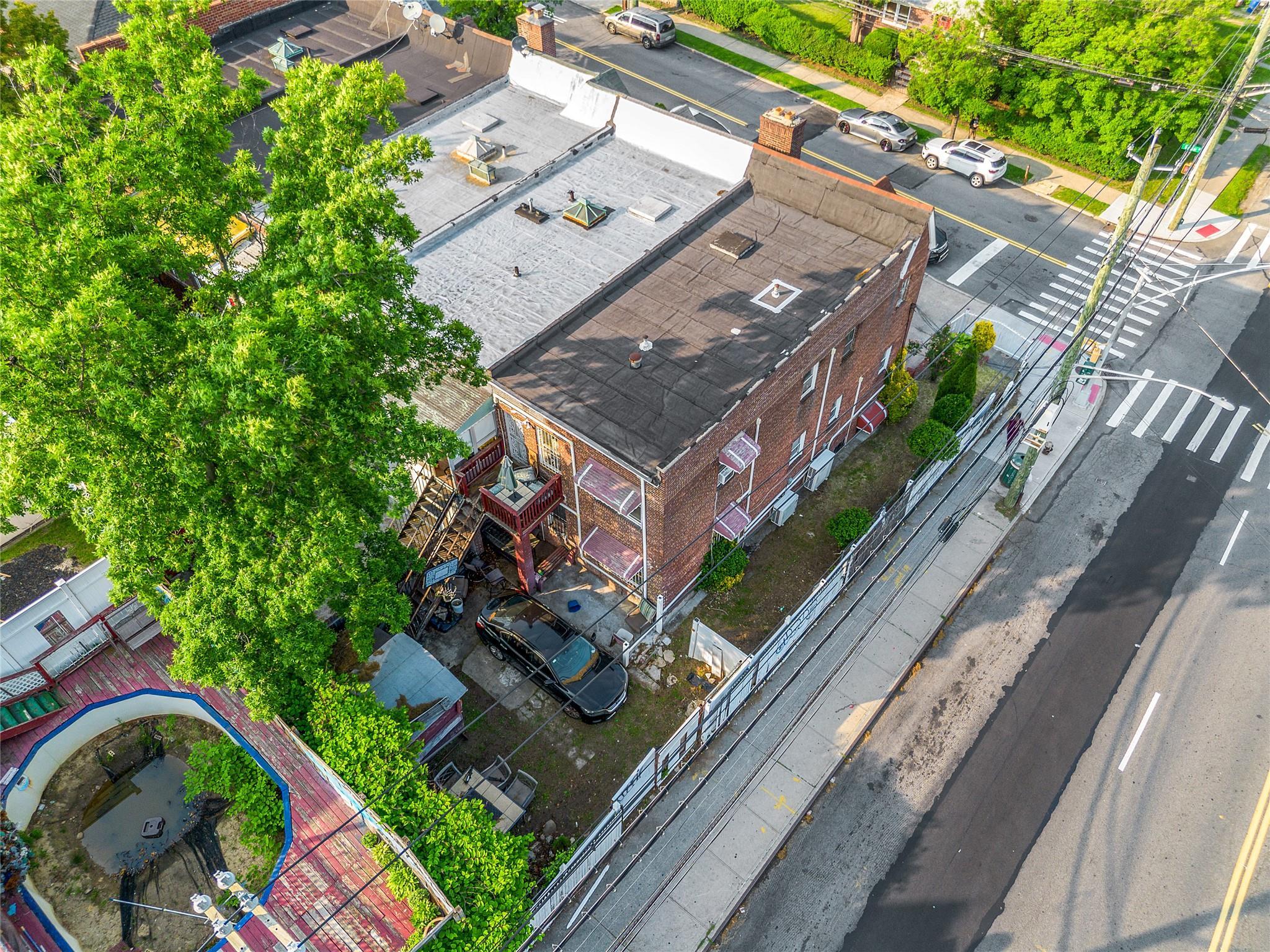 Single Family Gunther  Bronx, NY 10469, MLS-878899-16