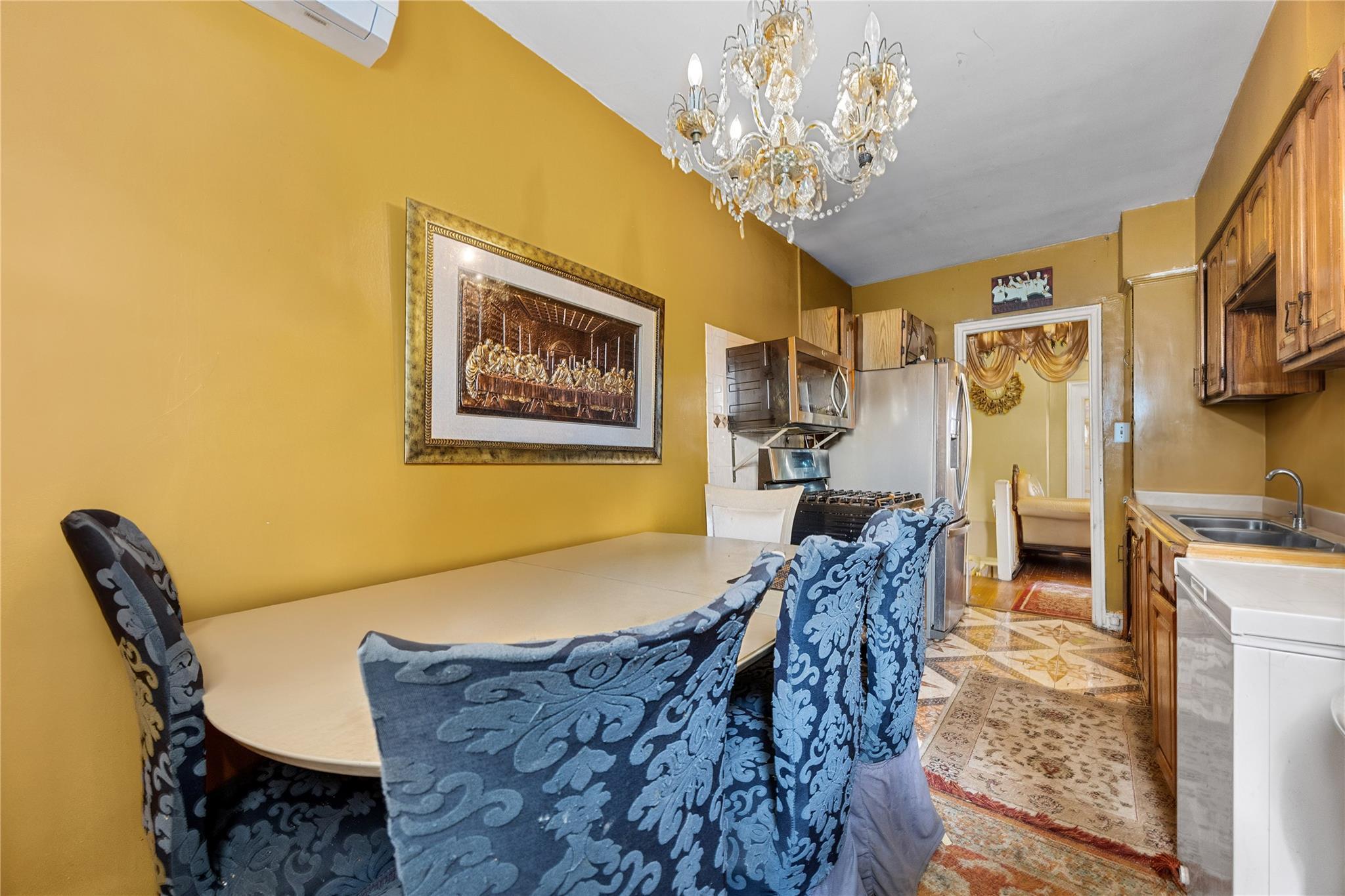 Single Family Gunther  Bronx, NY 10469, MLS-878899-5