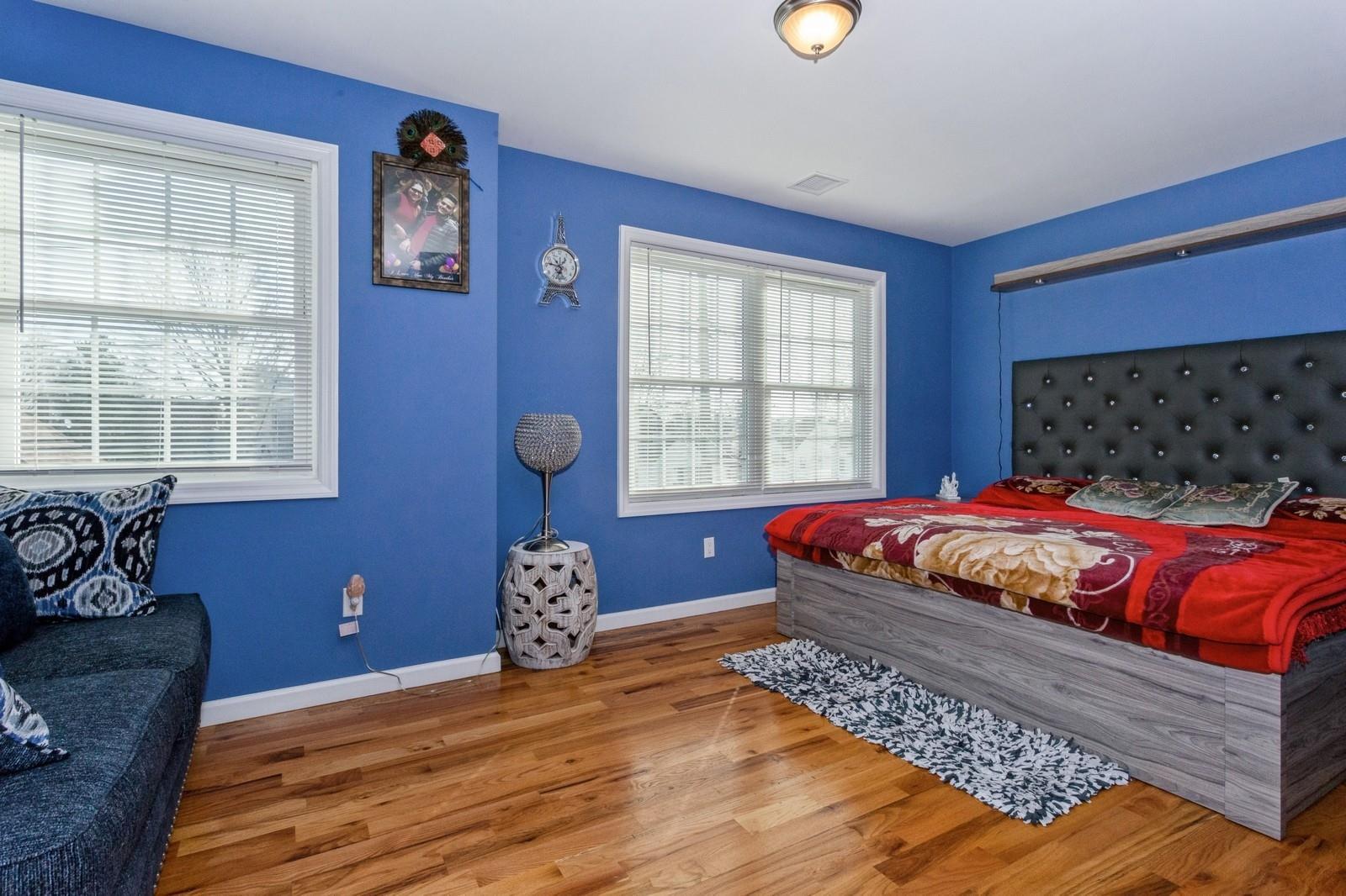 Single Family Emporia  Nassau County, NY 11003, MLS-878905-16