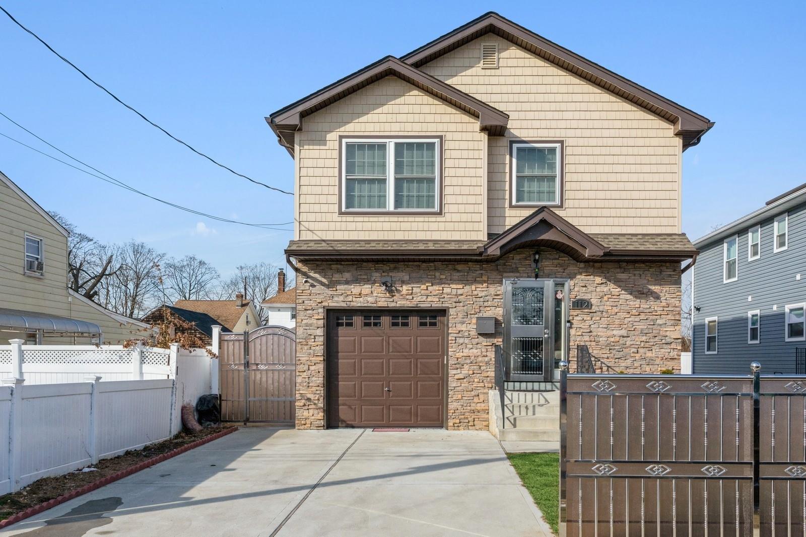 Single Family Emporia  Nassau County, NY 11003, MLS-878905-2