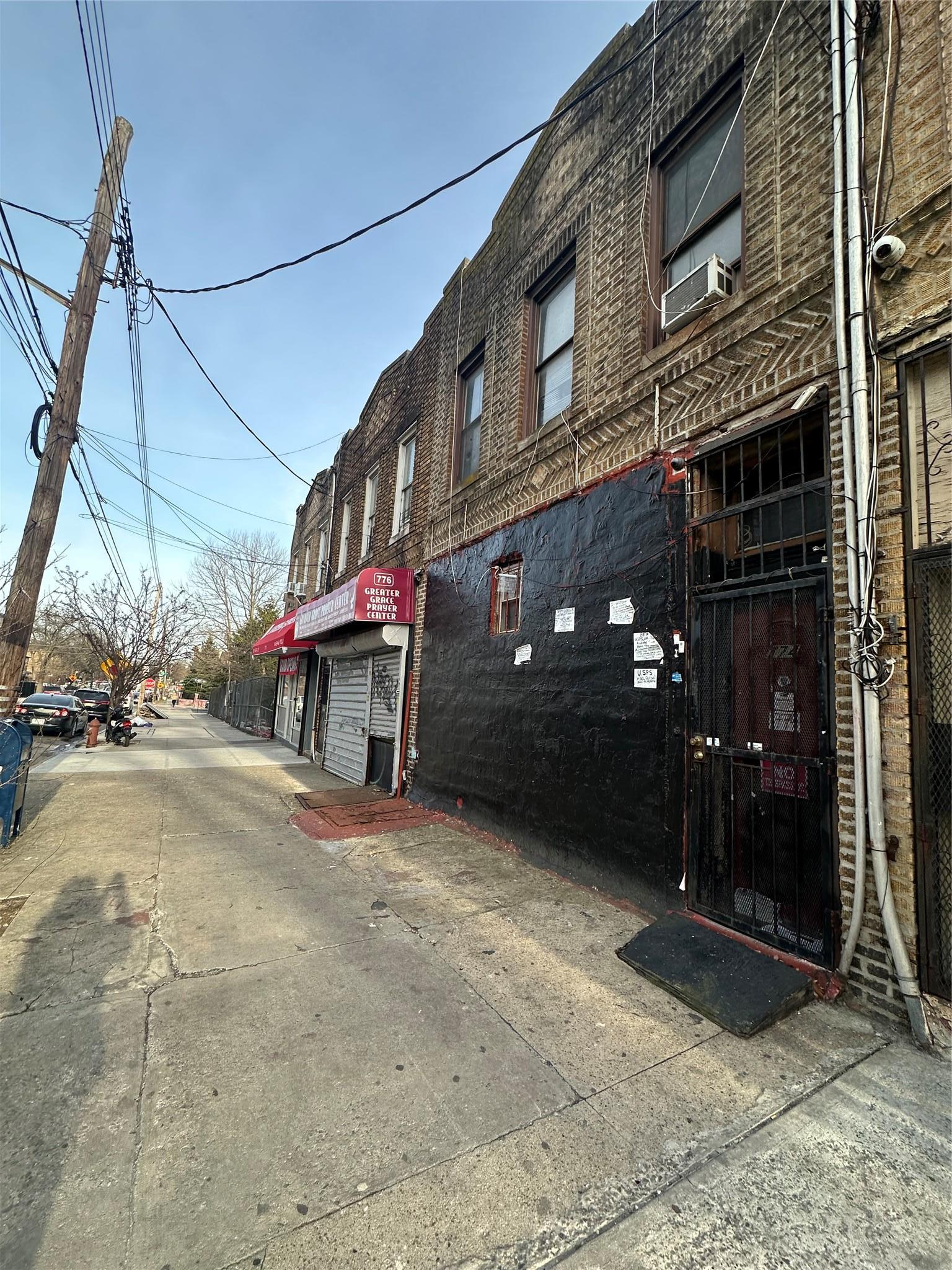 Single Family Blake  Brooklyn, NY 11207, MLS-878926-2