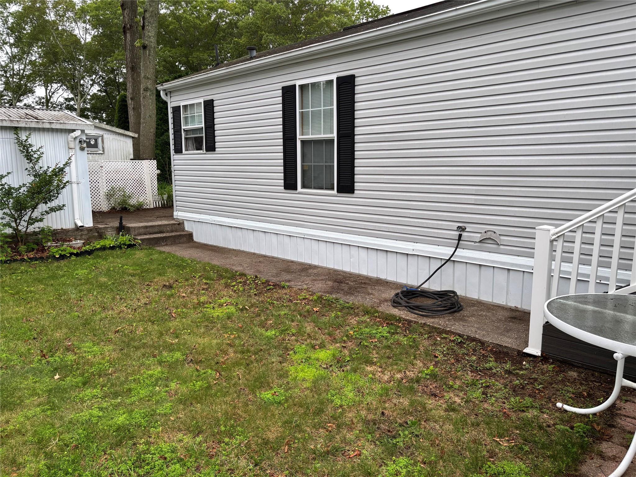 Single Family Old Country Rd  Suffolk County, NY 11901, MLS-878931-3