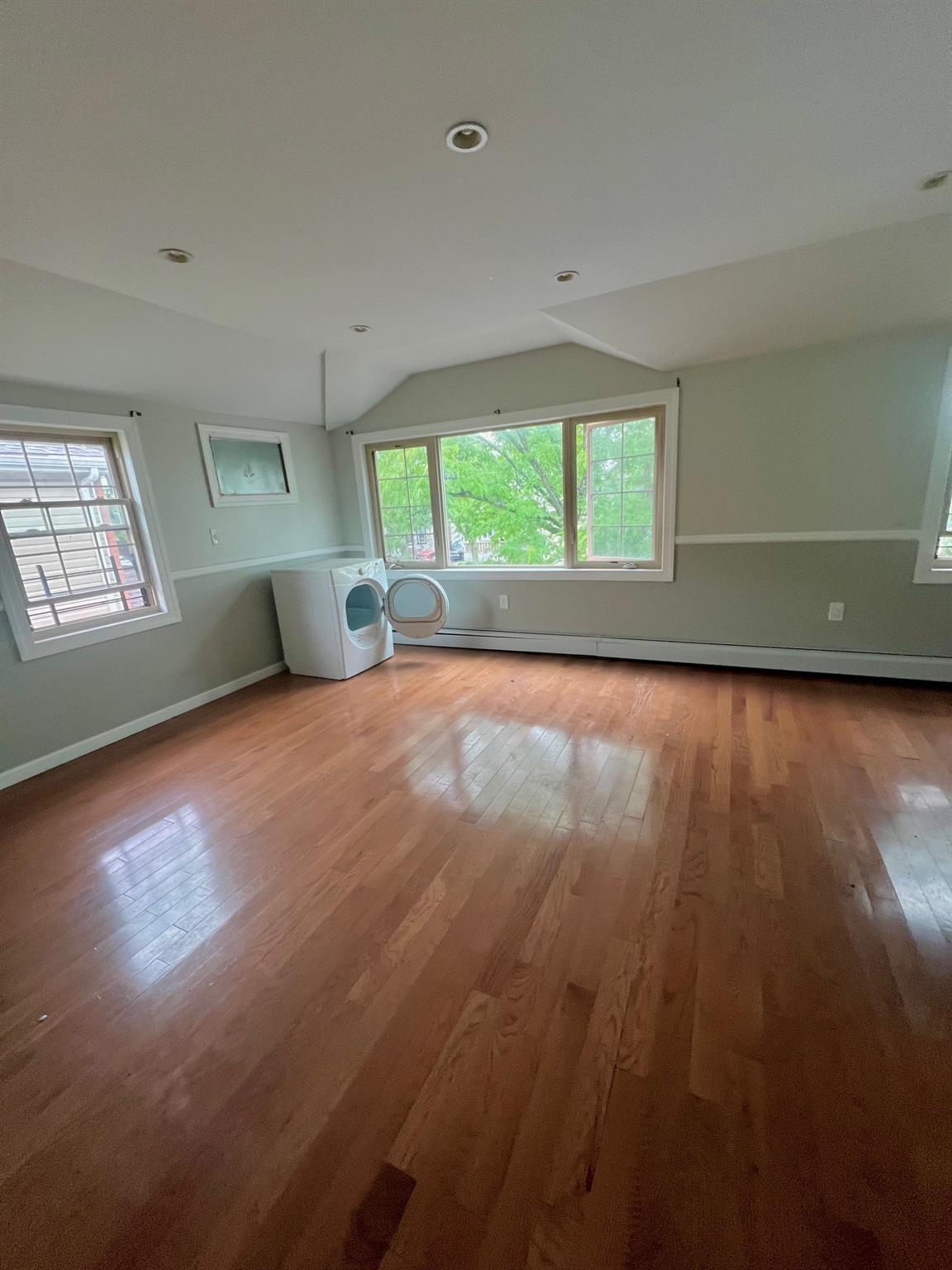Single Family 225th  Queens, NY 11413, MLS-878932-4