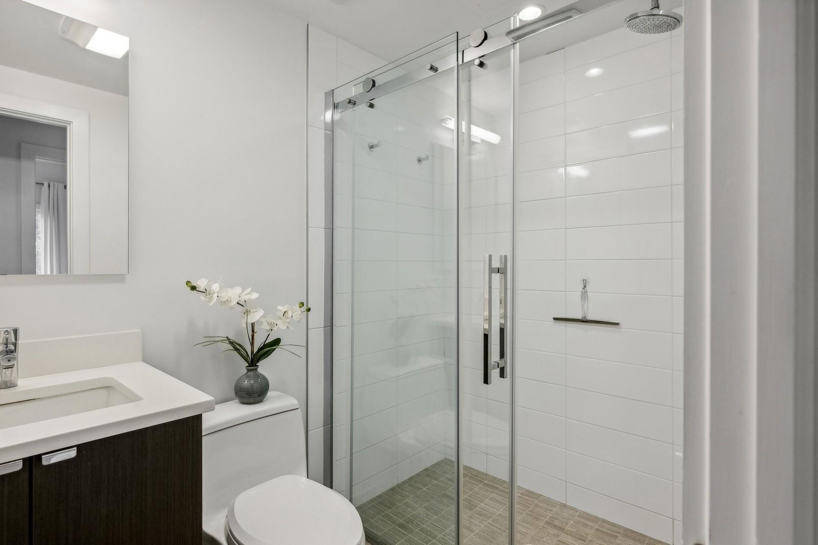 Condo S Fulton Dr  Suffolk County, NY 11954, MLS-878948-32