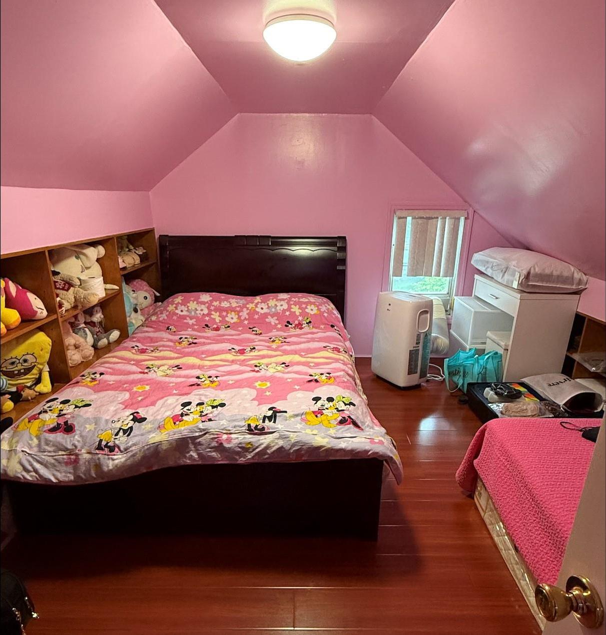 Single Family Bayside Av  Queens, NY 11354, MLS-878952-7