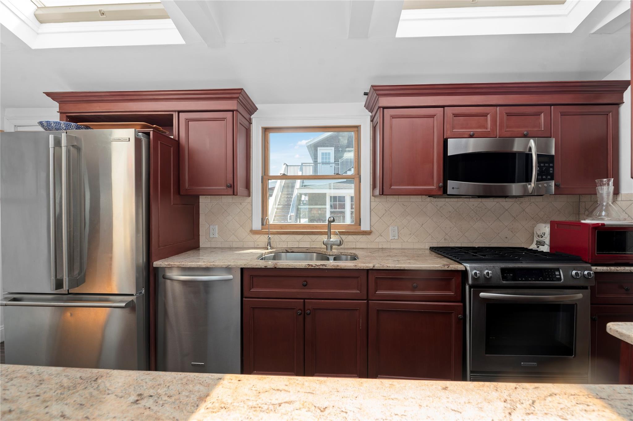 Single Family Bay  Suffolk County, NY 11770, MLS-878963-18
