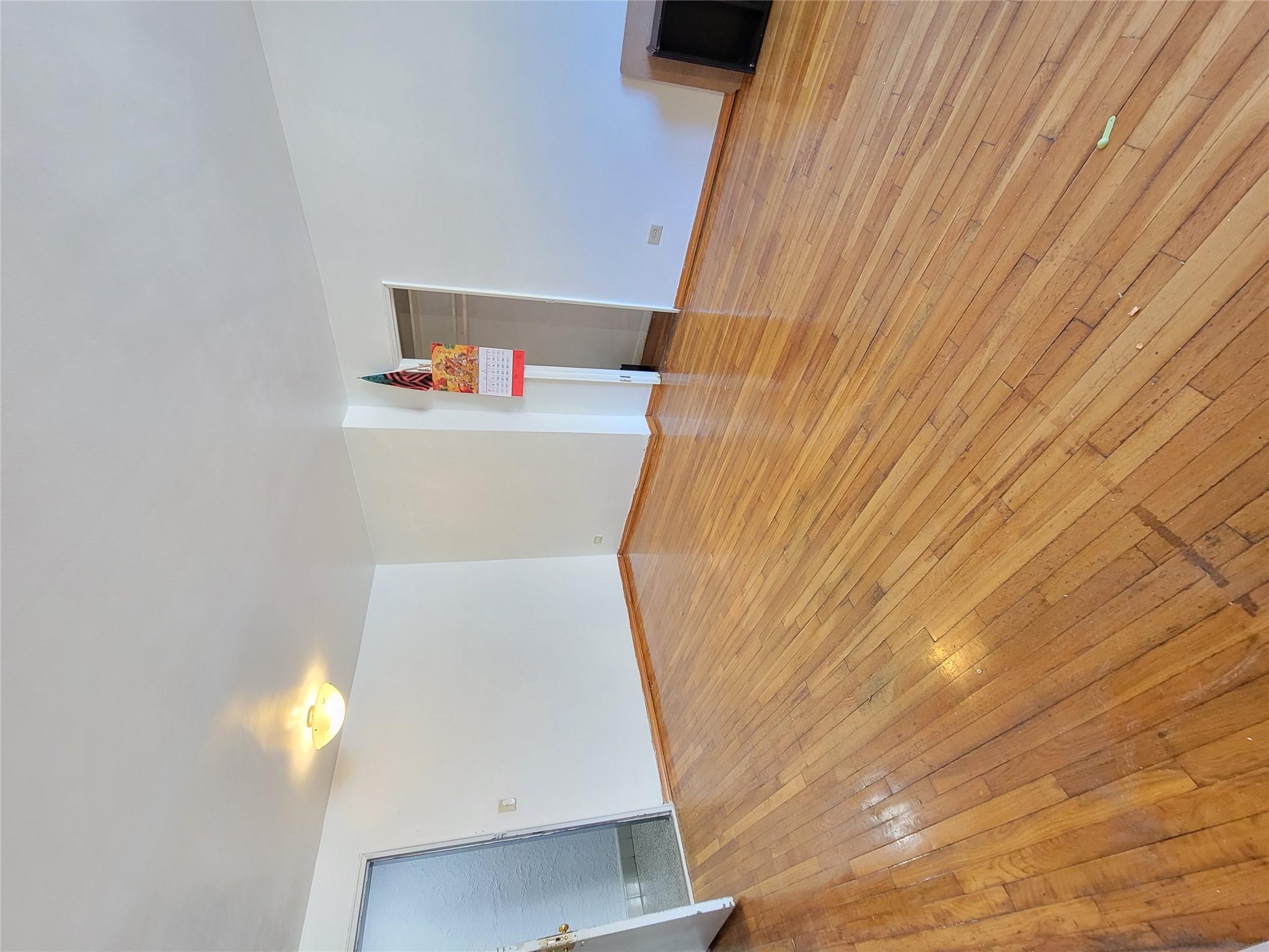 Coop Metropolitan  Bronx, NY 10462, MLS-878969-2