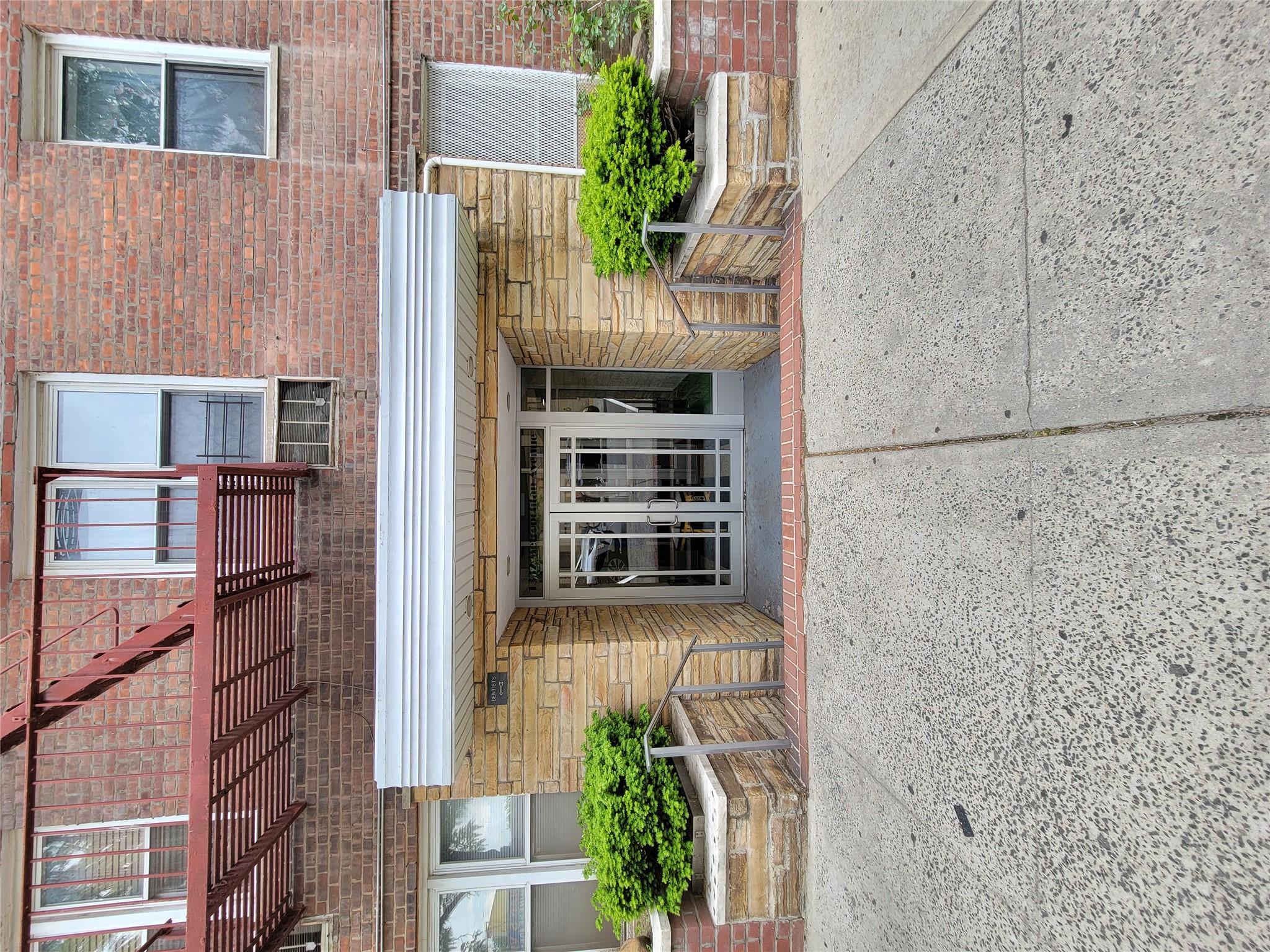 Coop Metropolitan  Bronx, NY 10462, MLS-878969-7
