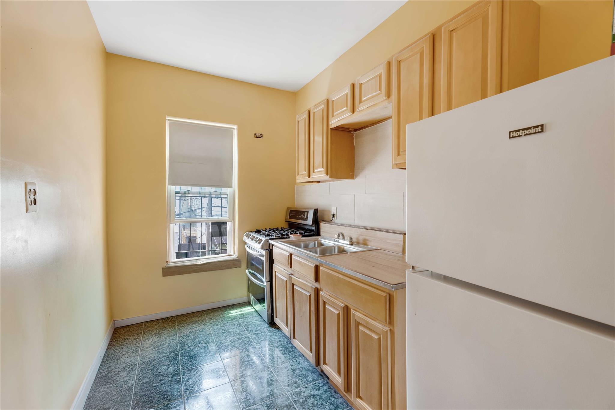 Single Family Union  Brooklyn, NY 11213, MLS-878976-9