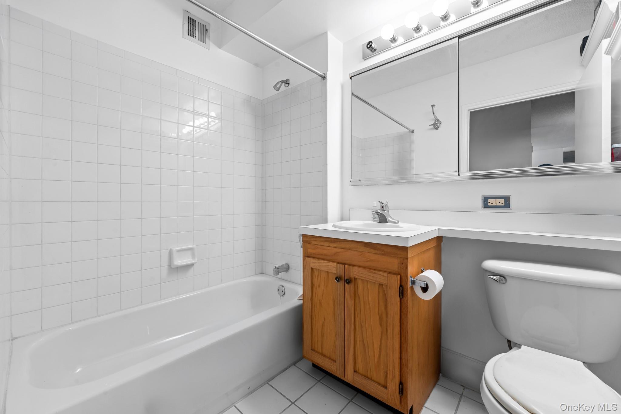 Condo Frederick Douglass  Manhattan, NY 10027, MLS-878983-30