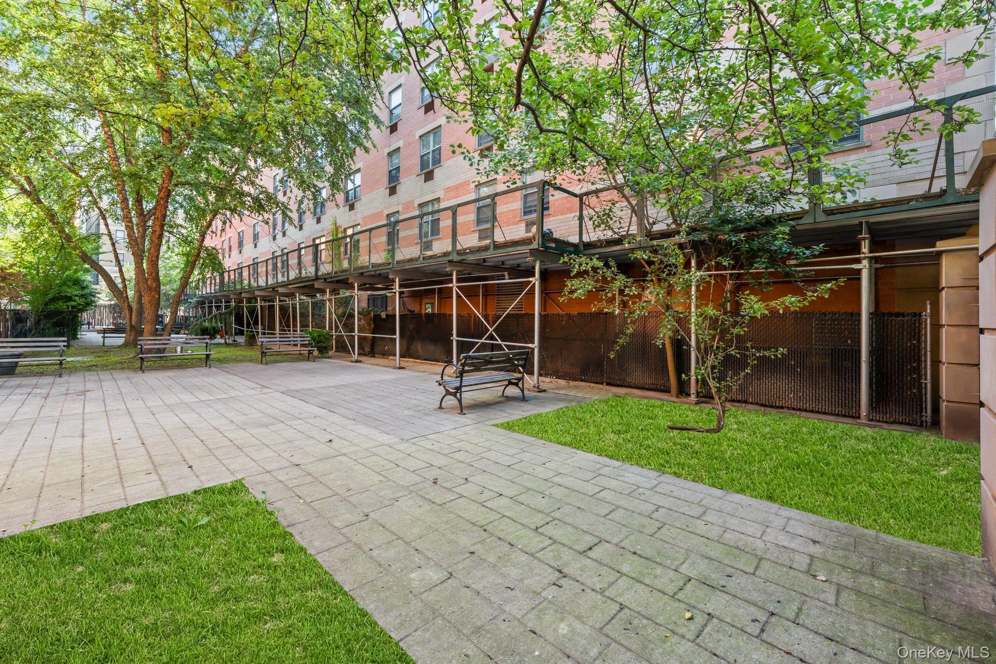 Condo Frederick Douglass  Manhattan, NY 10027, MLS-878983-38