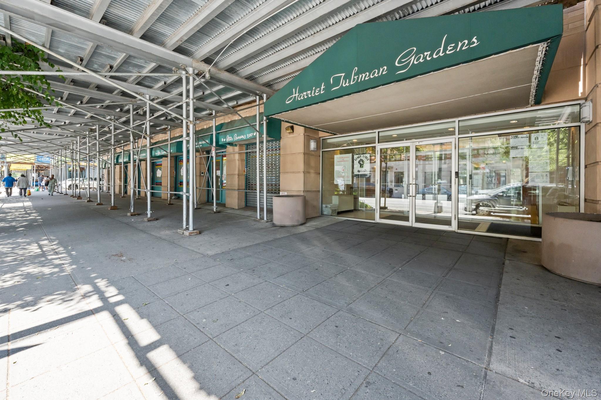 Condo Frederick Douglass  Manhattan, NY 10027, MLS-878983-4