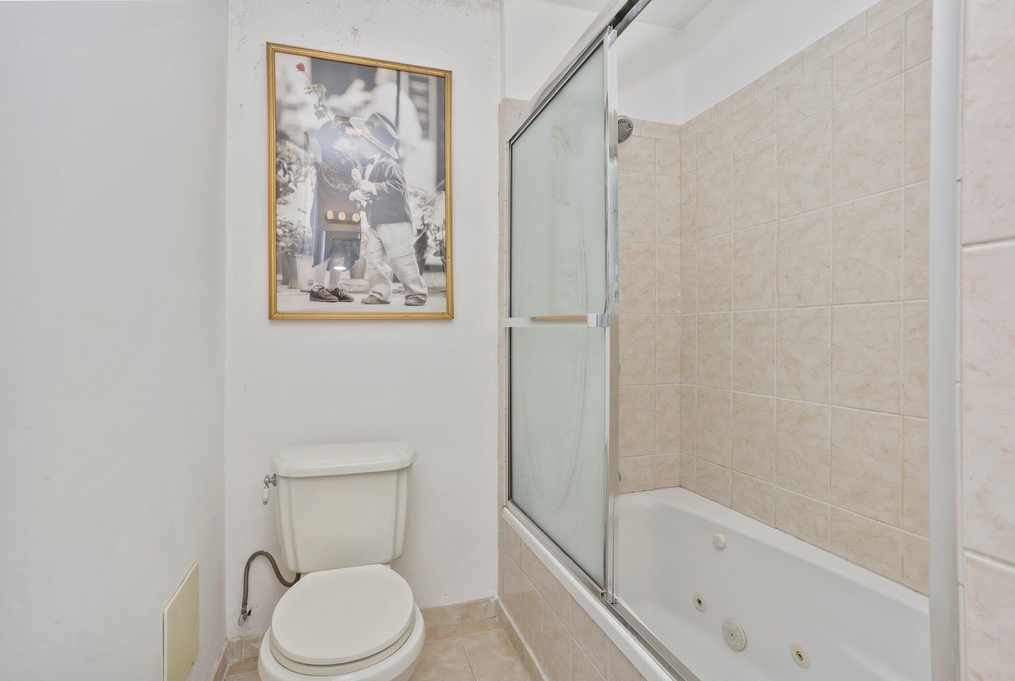 Single Family Healy  Westchester County, NY 10530, MLS-879000-25