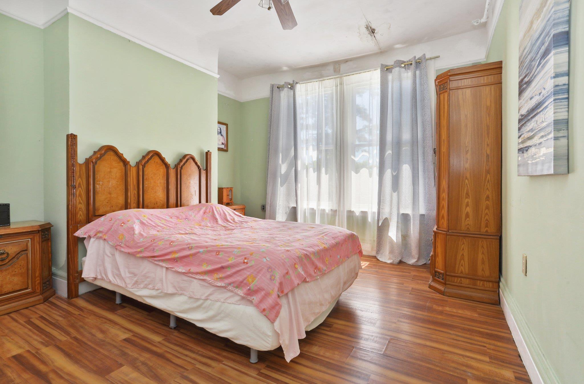 Single Family Healy  Westchester County, NY 10530, MLS-879000-27