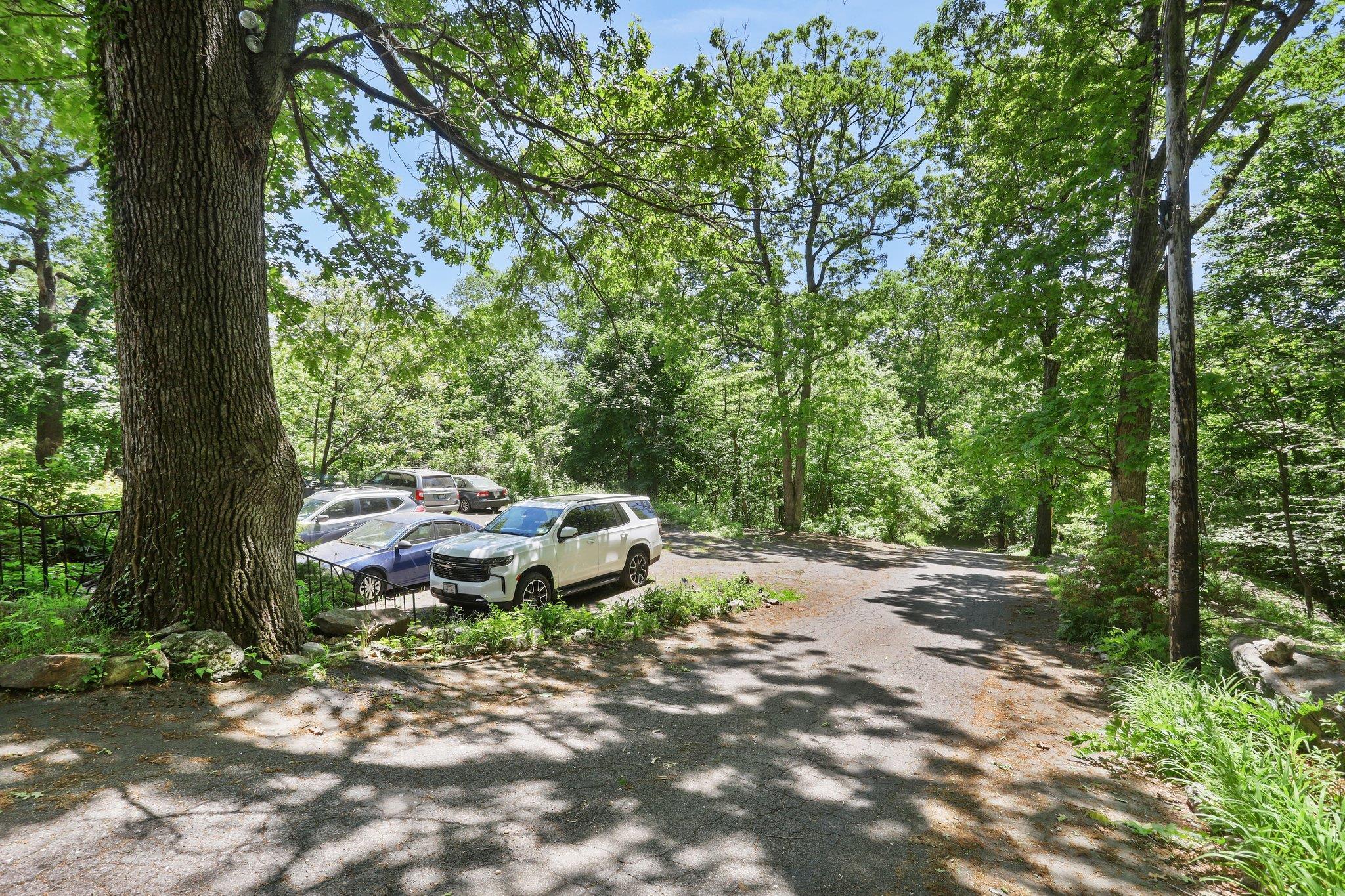 Single Family Healy  Westchester County, NY 10530, MLS-879000-45