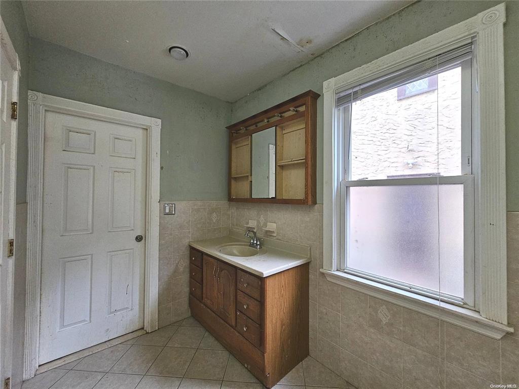 Single Family Horton  Bronx, NY 10464, MLS-879002-13
