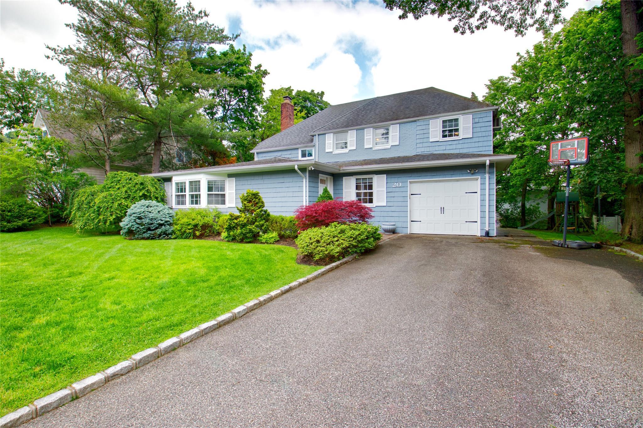 Single Family Primrose  Nassau County, NY 11577, MLS-879005-2