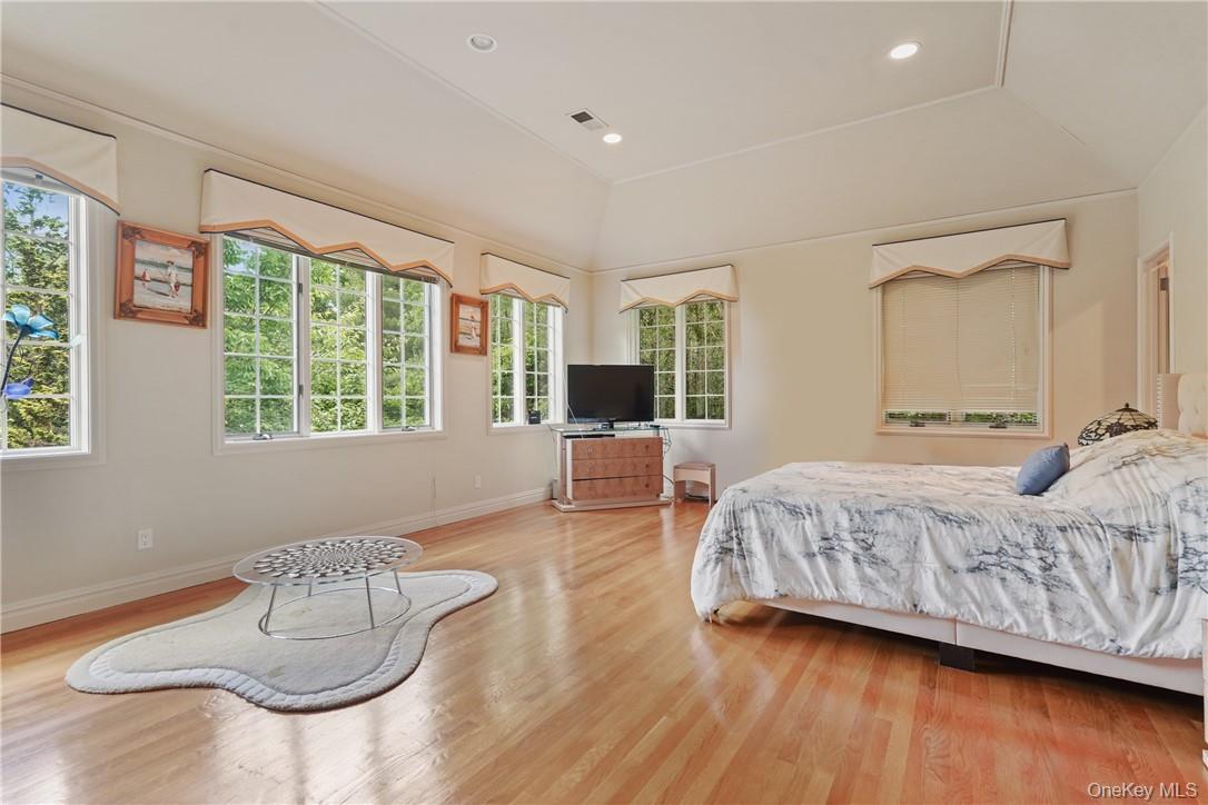 Single Family Lincoln Woods Westchester County, NY 10577, MLS-879053-17