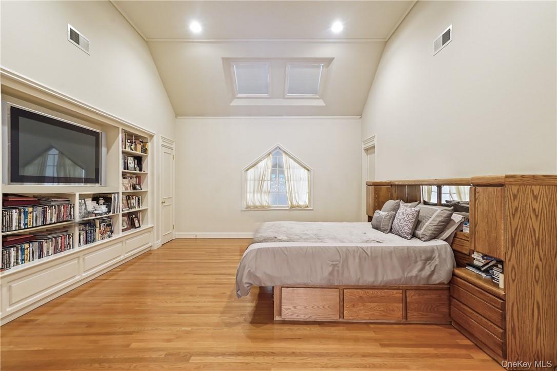 Single Family Lincoln Woods Westchester County, NY 10577, MLS-879053-23