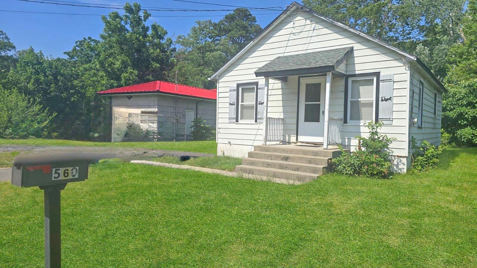 Single Family Raynor  Suffolk County, NY 11901, MLS-879058-3