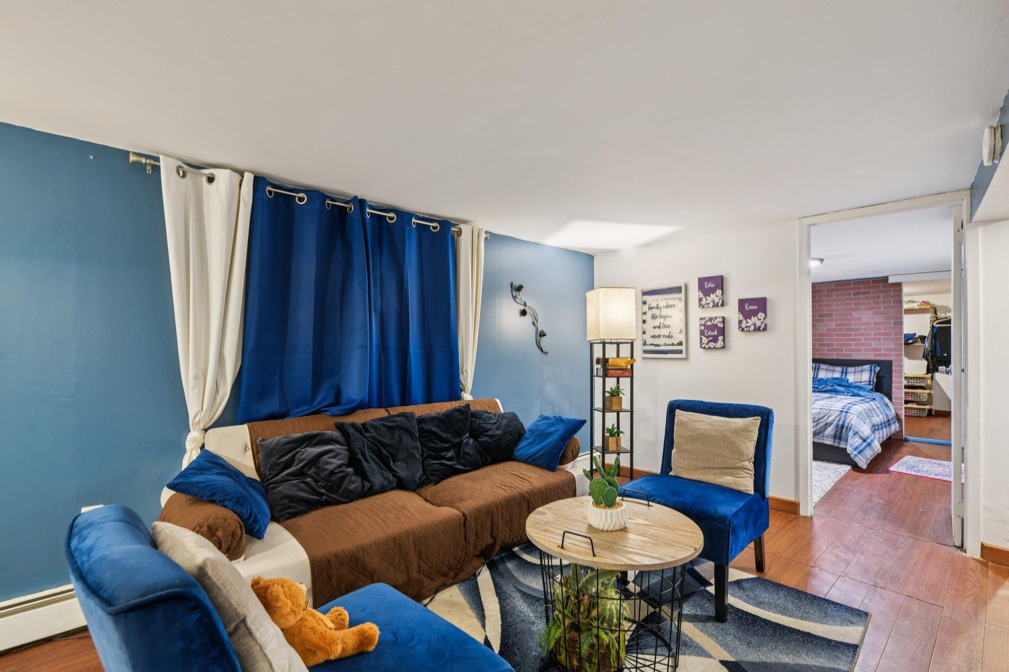 Single Family 76th Queens, NY 11416, MLS-879060-23