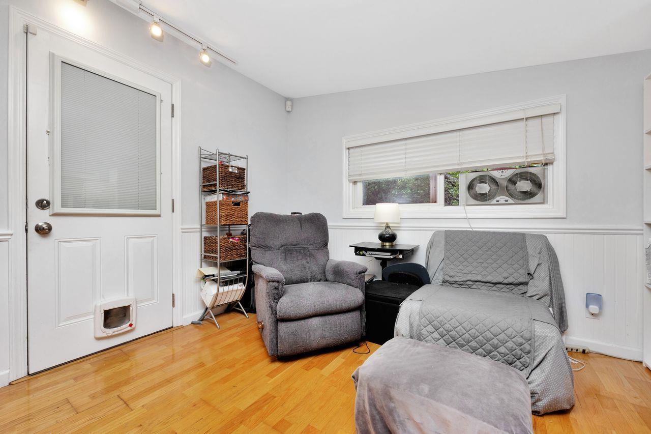 Single Family Alice  Suffolk County, NY 11777, MLS-879063-6