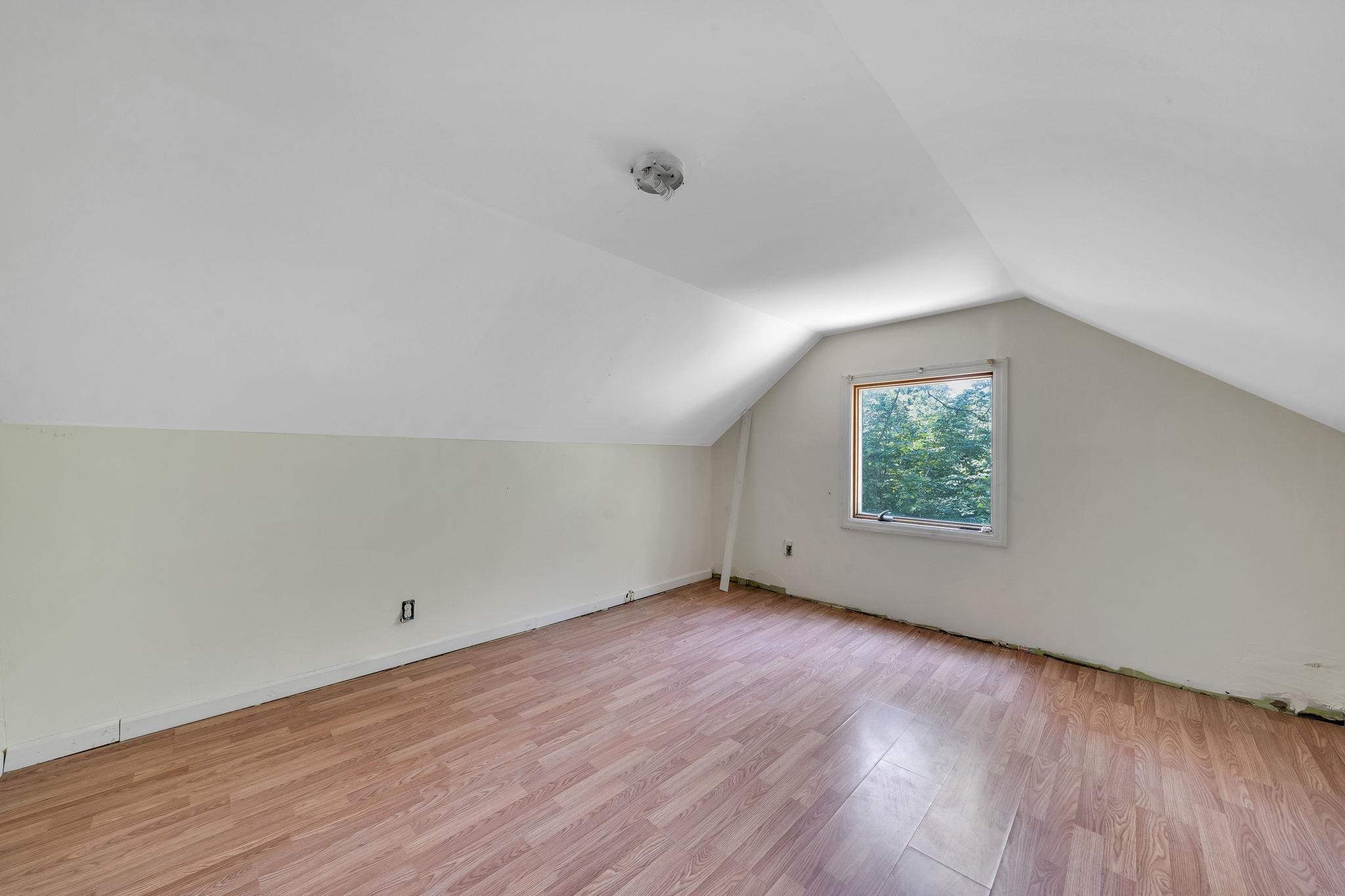 Single Family Cedar  Suffolk County, NY 11763, MLS-879073-16