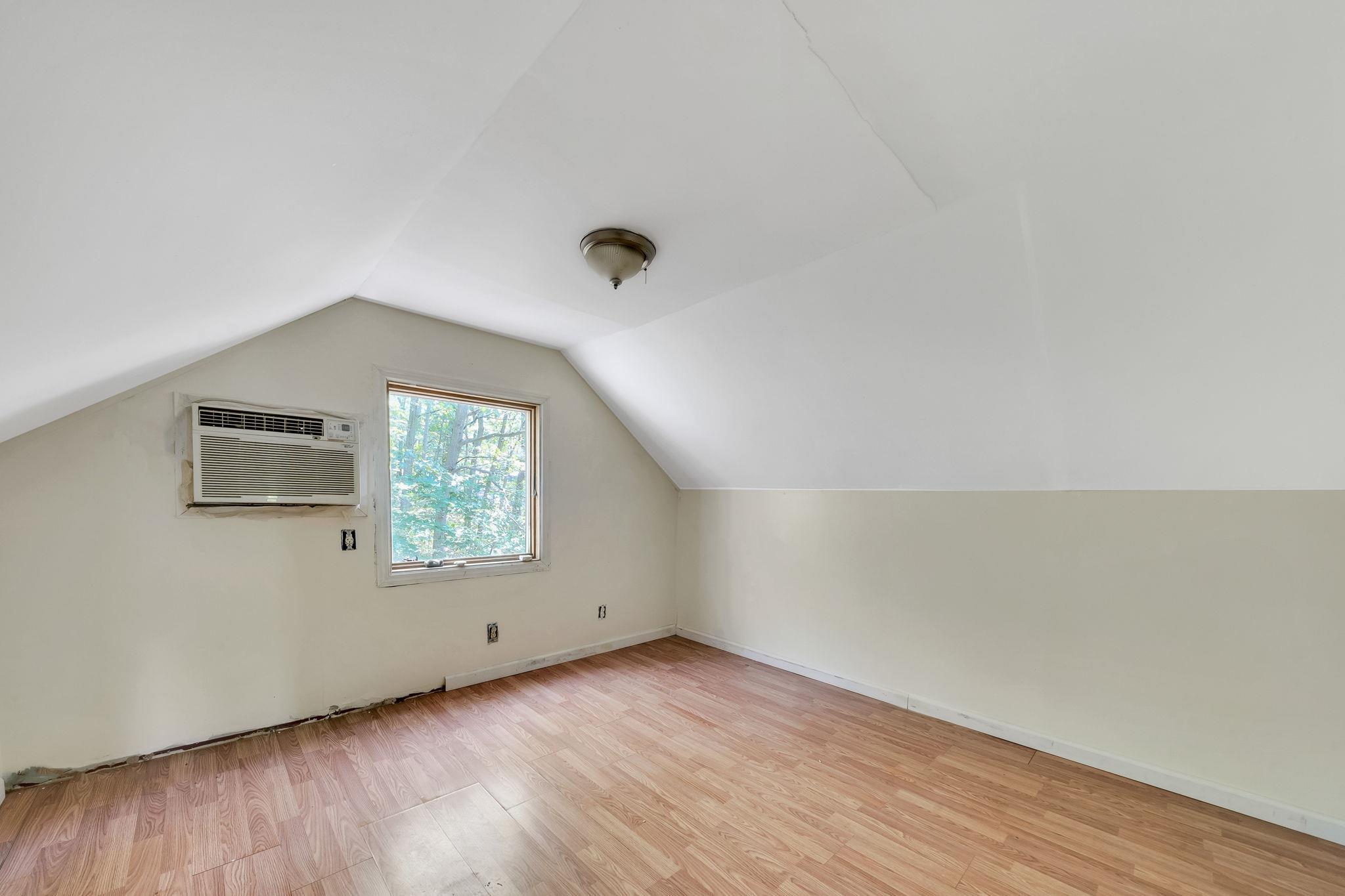 Single Family Cedar  Suffolk County, NY 11763, MLS-879073-21