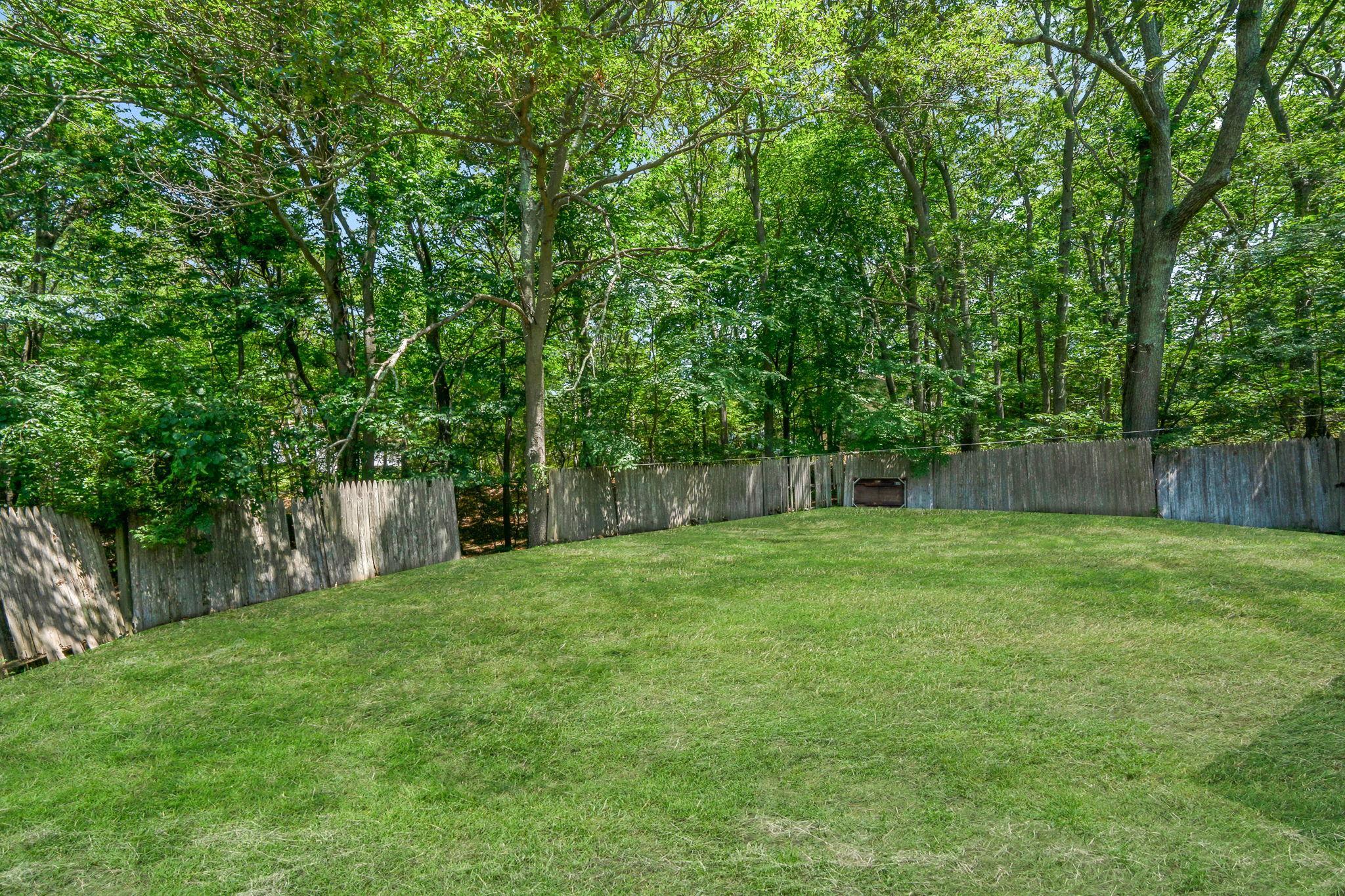 Single Family Cedar  Suffolk County, NY 11763, MLS-879073-6