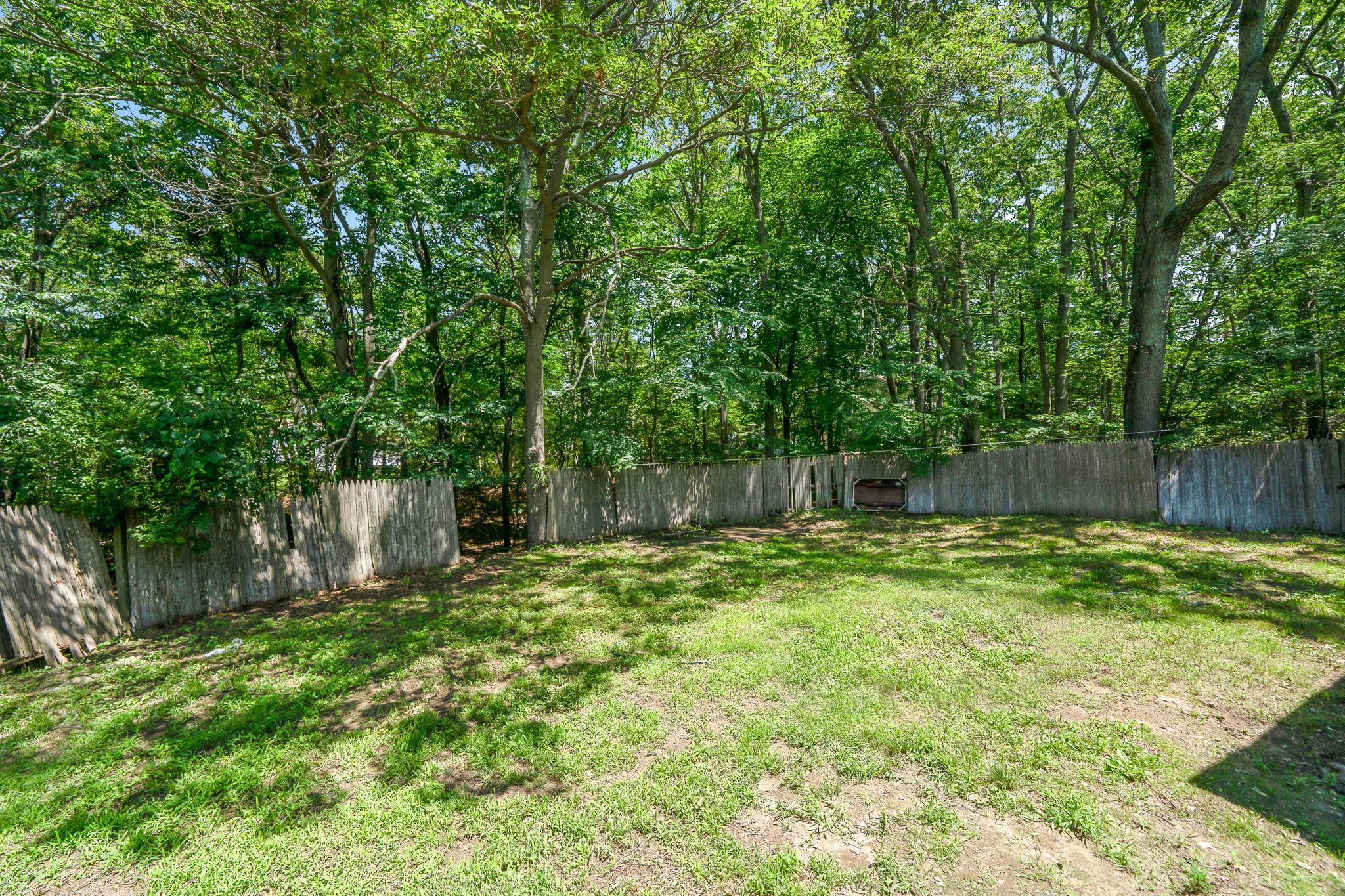 Single Family Cedar  Suffolk County, NY 11763, MLS-879073-7