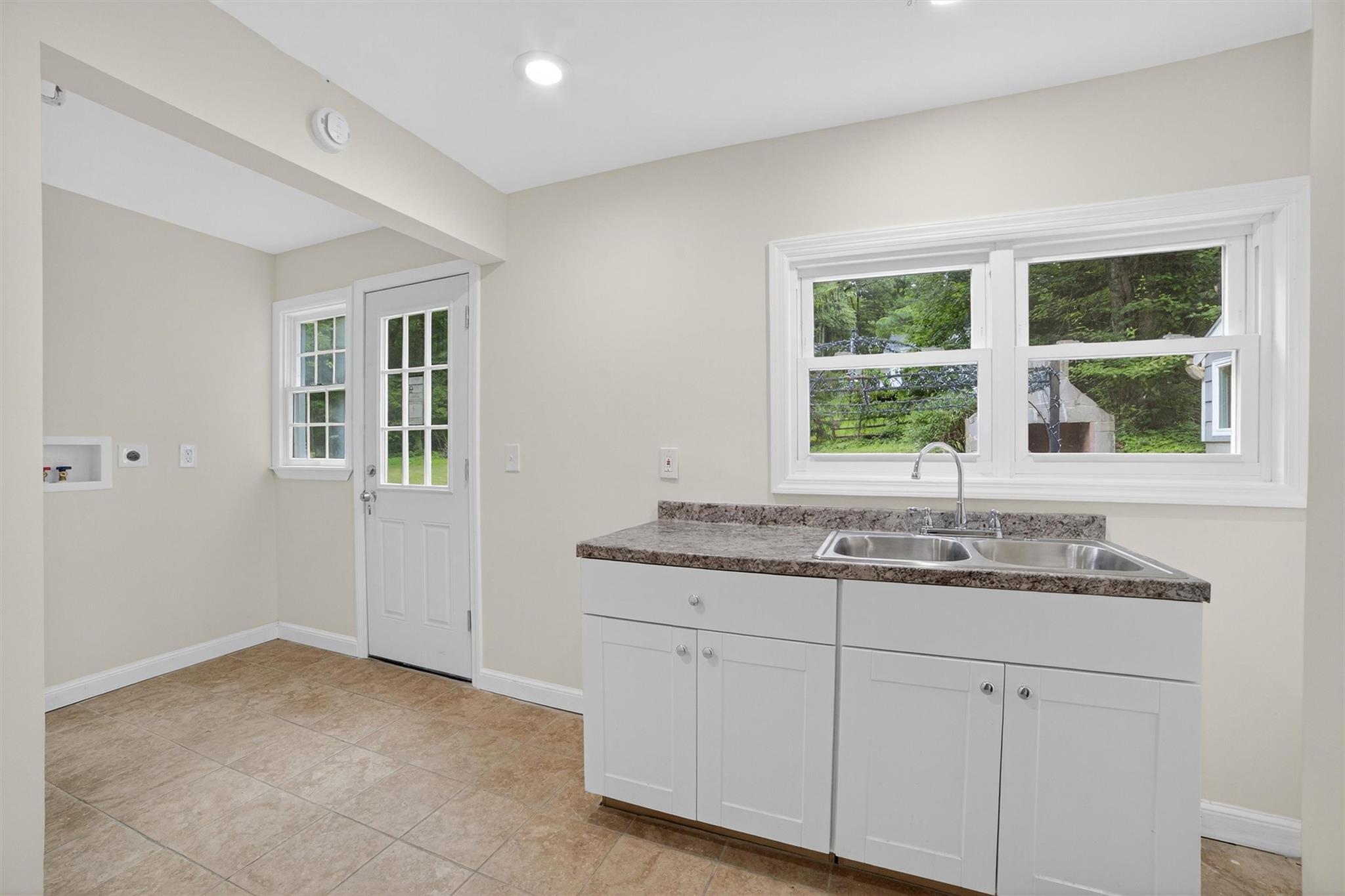 Single Family North  Westchester County, NY 10514, MLS-879079-22