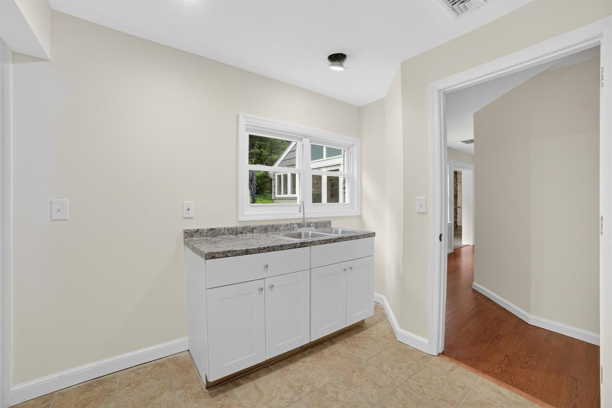Single Family North  Westchester County, NY 10514, MLS-879079-23