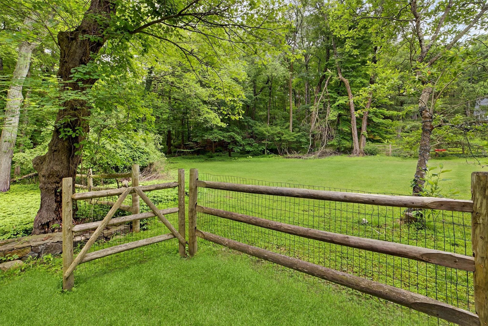 Single Family North  Westchester County, NY 10514, MLS-879079-39
